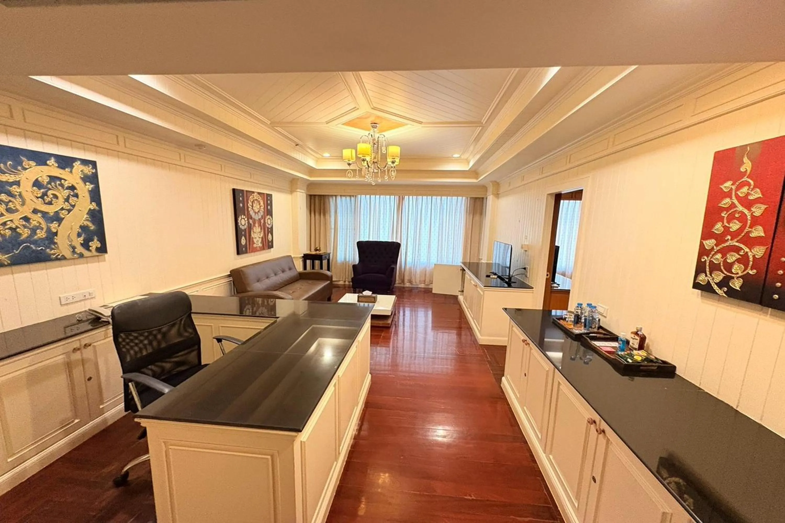 Living room in Taksila Hotel