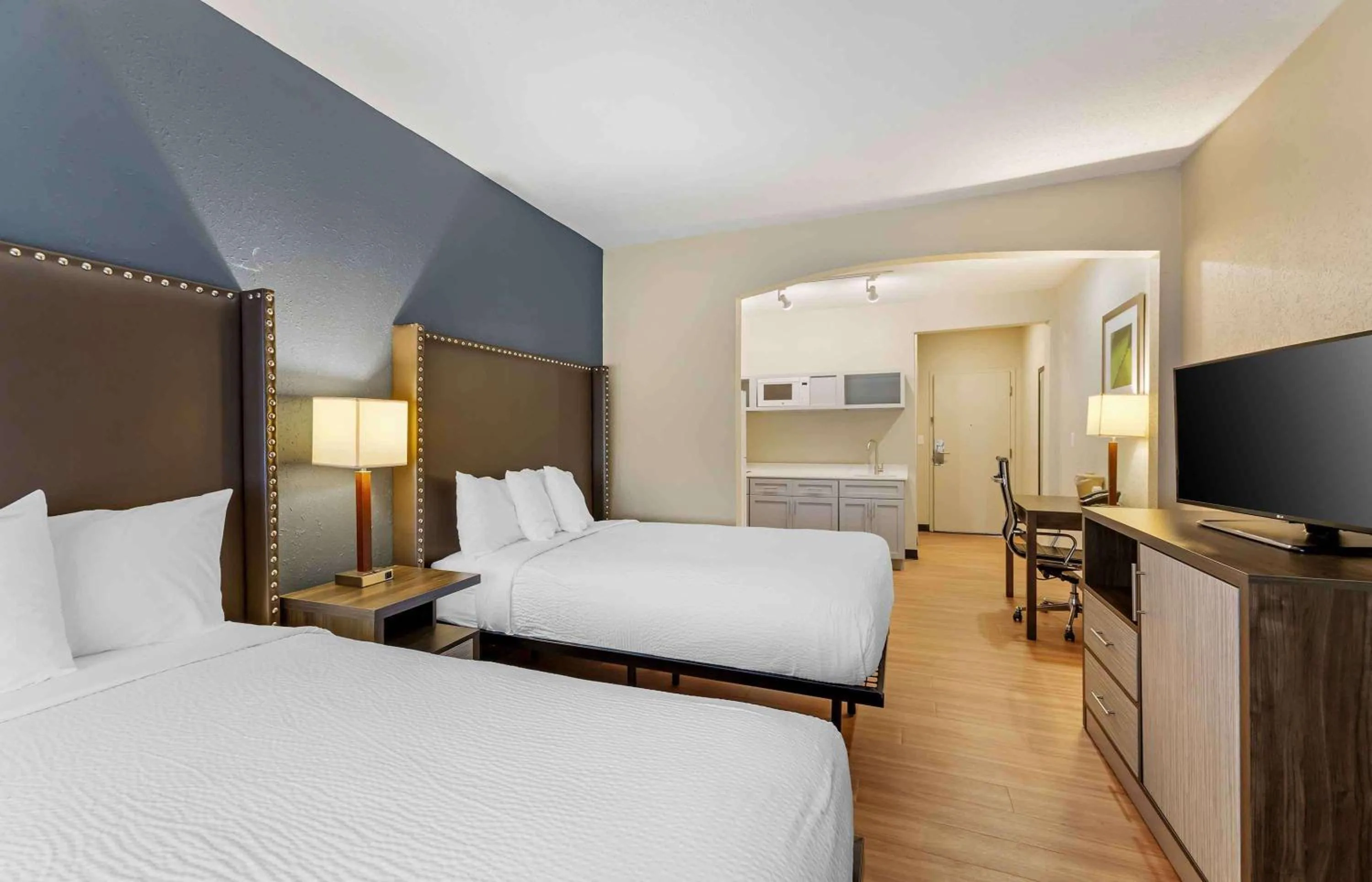 Bedroom, Bed in Extended Stay America Suites - Buffalo - Airport