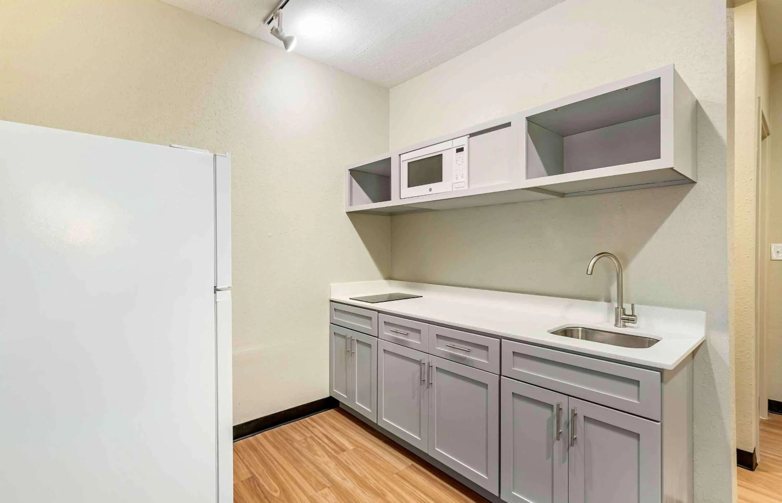 Bedroom in Extended Stay America Suites - Buffalo - Airport