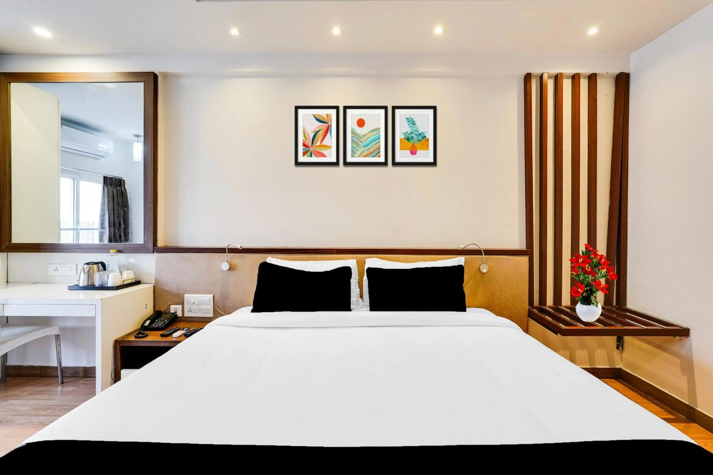 Bedroom, Bed in Townhouse Oak Kodambakkam Formerly Cine City