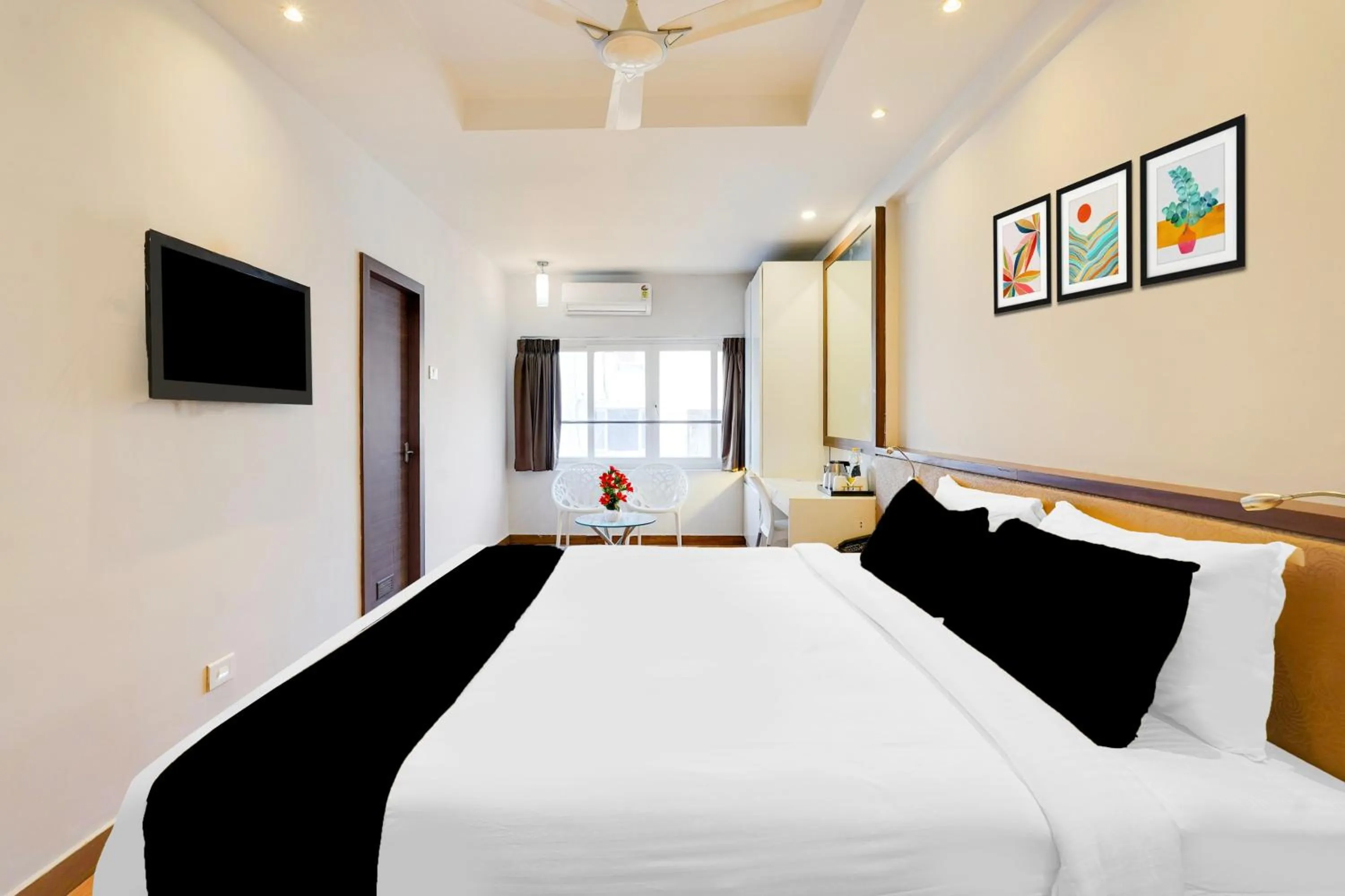 Bedroom, Bed in Townhouse Oak Kodambakkam Formerly Cine City