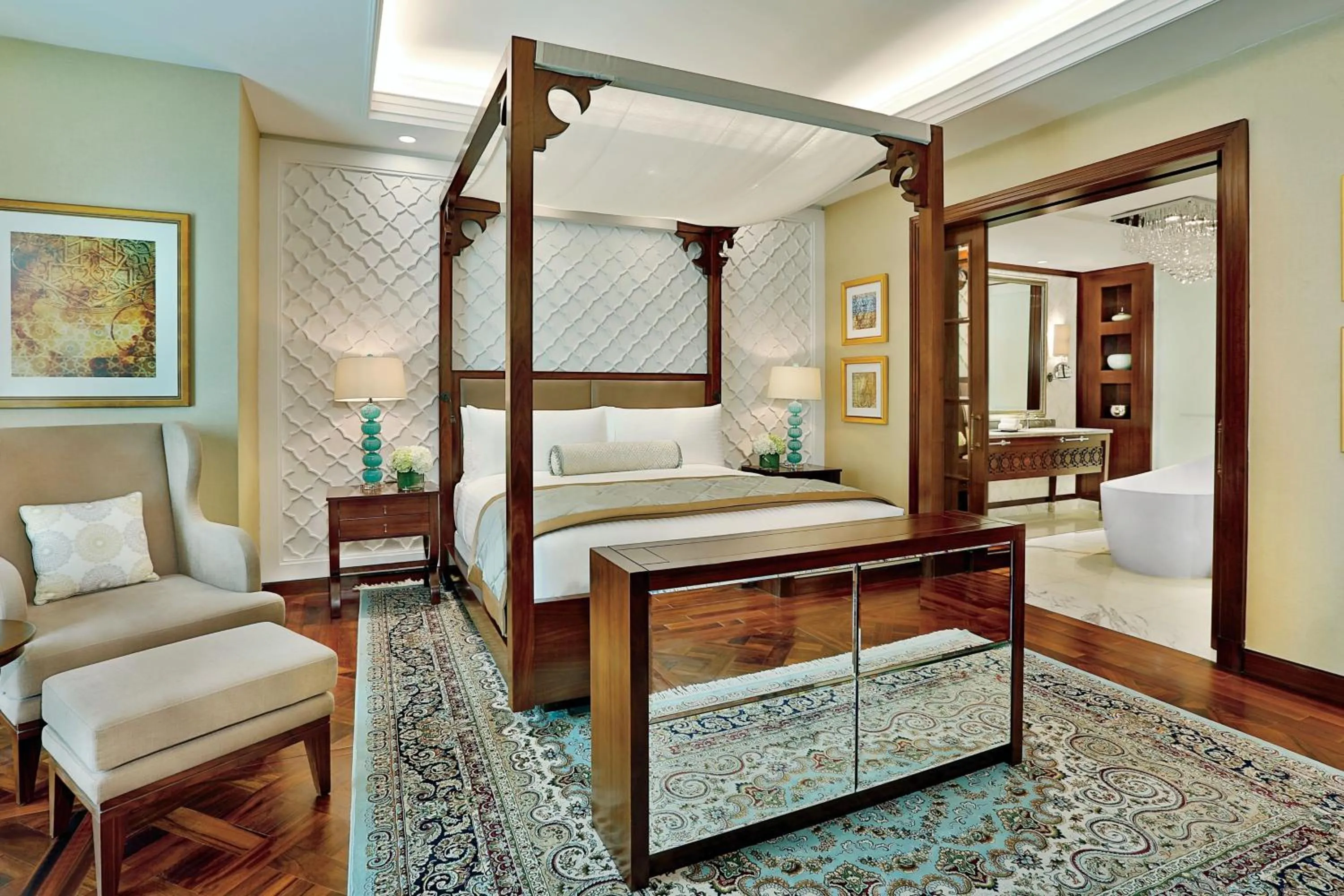 Bedroom, Bed in The Ritz-Carlton, Dubai