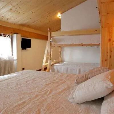 Bed in B&B La Soldanella