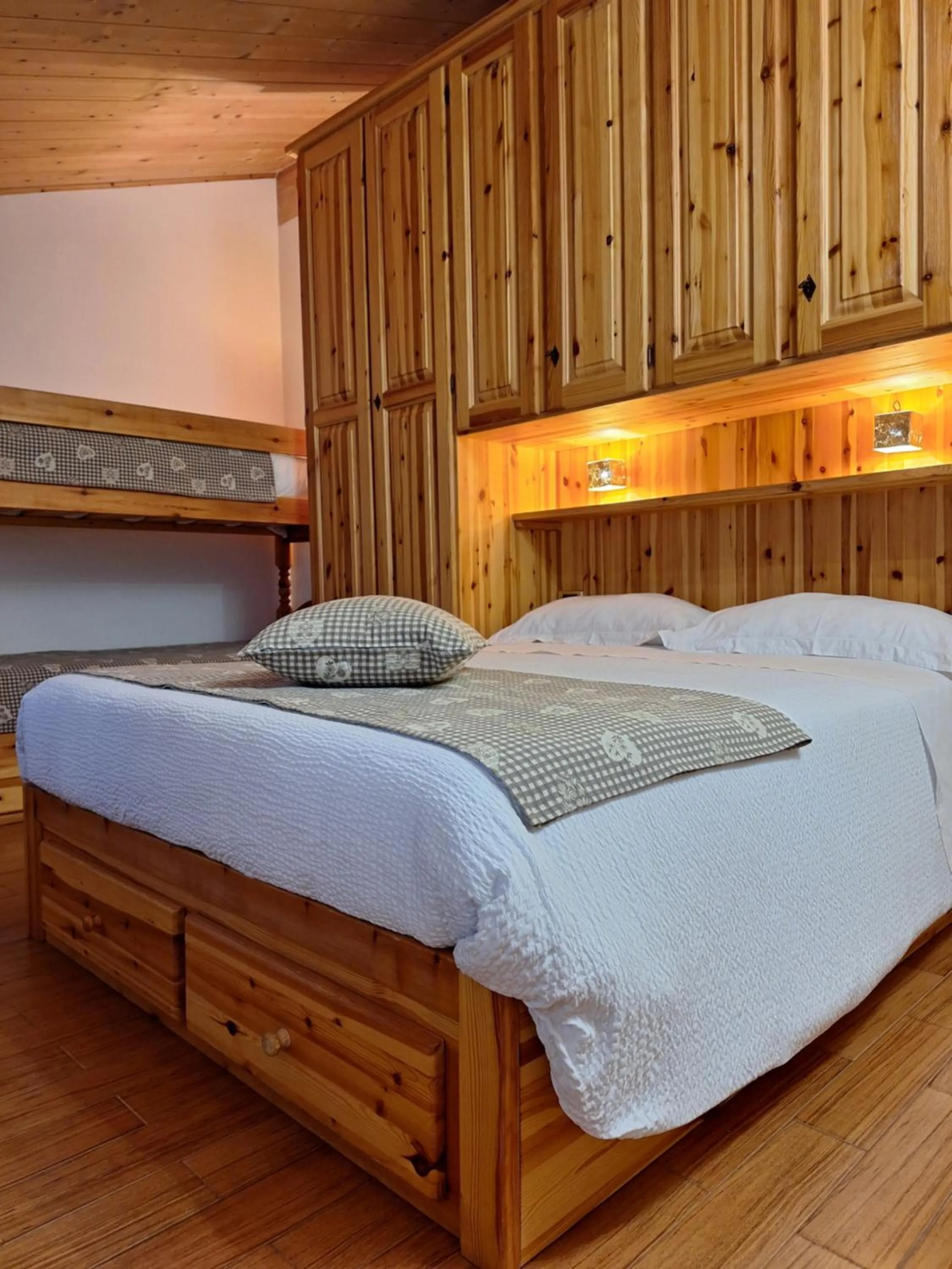 Bed in B&B La Soldanella