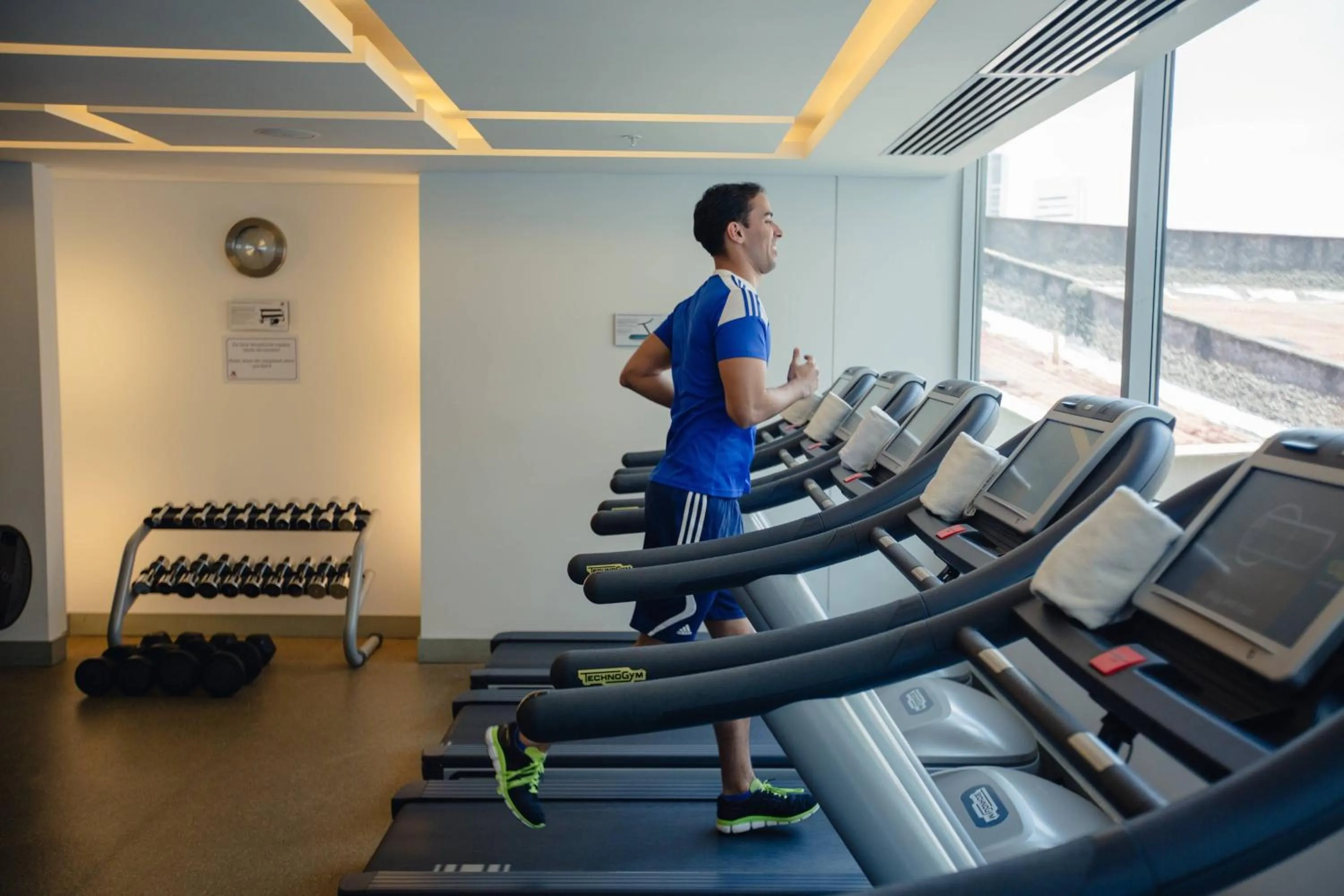 Fitness centre/facilities in Cali Marriott Hotel