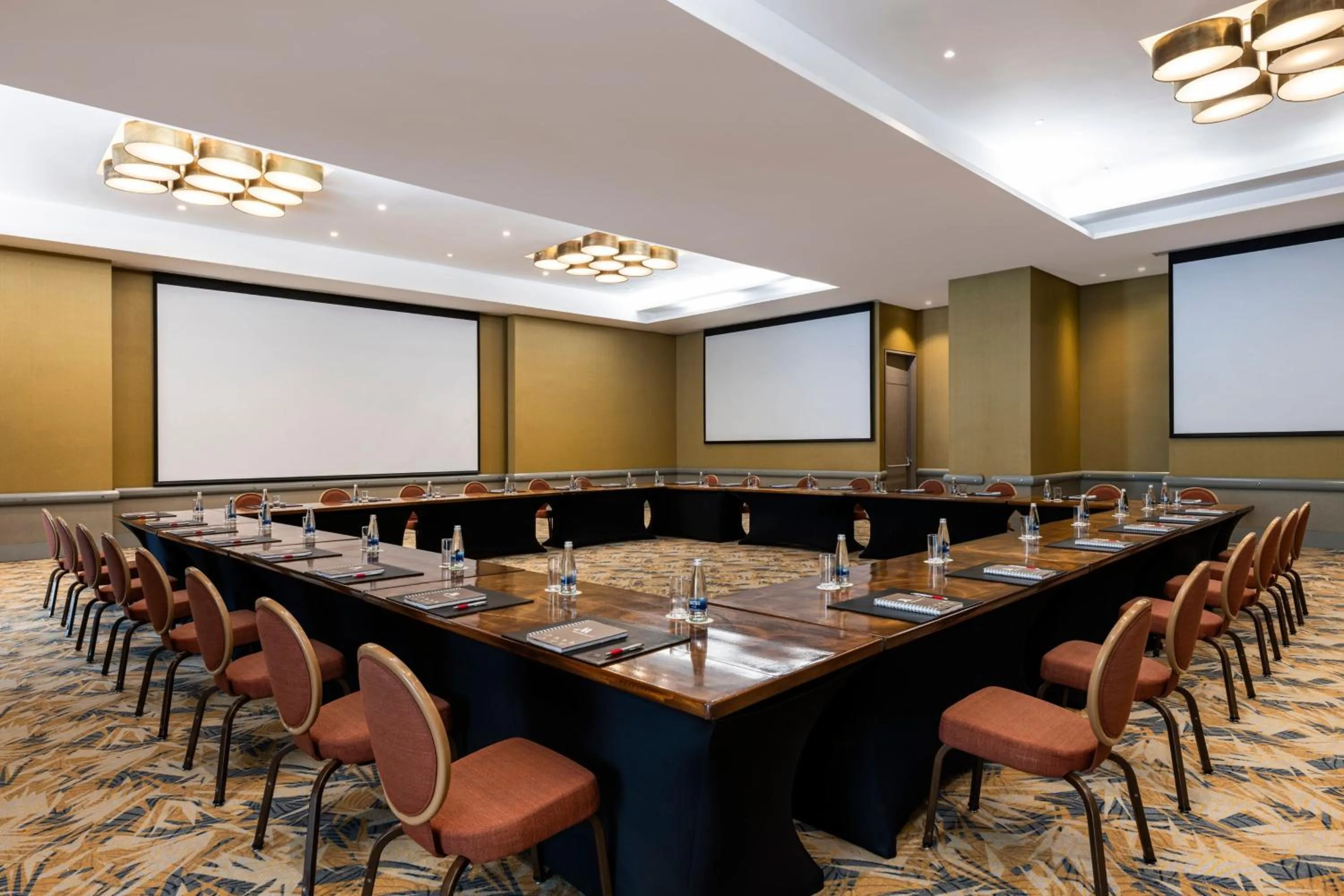 Meeting/conference room in Cali Marriott Hotel