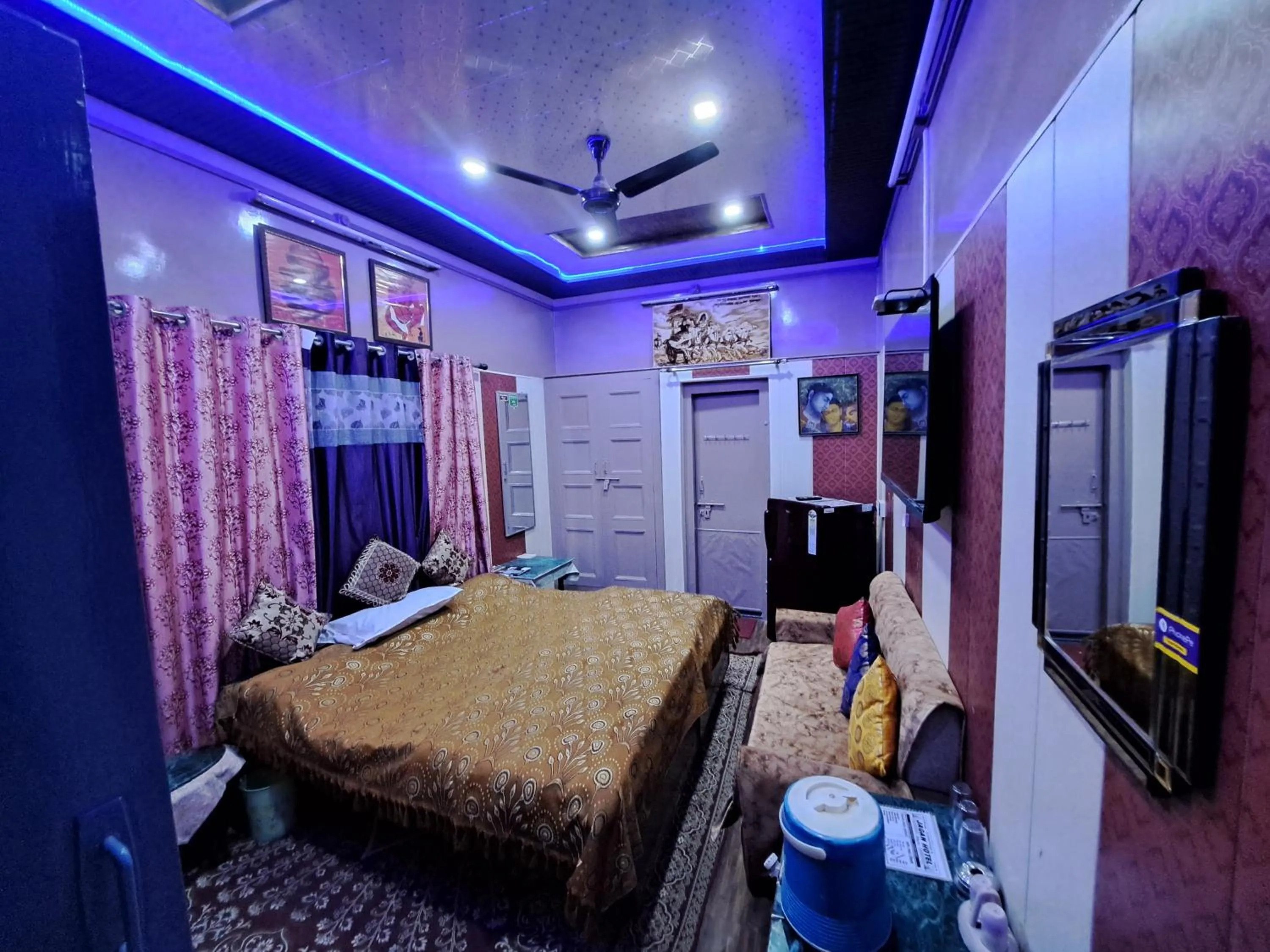 Bedroom, Bed in Jagan Hotel & Restaurant