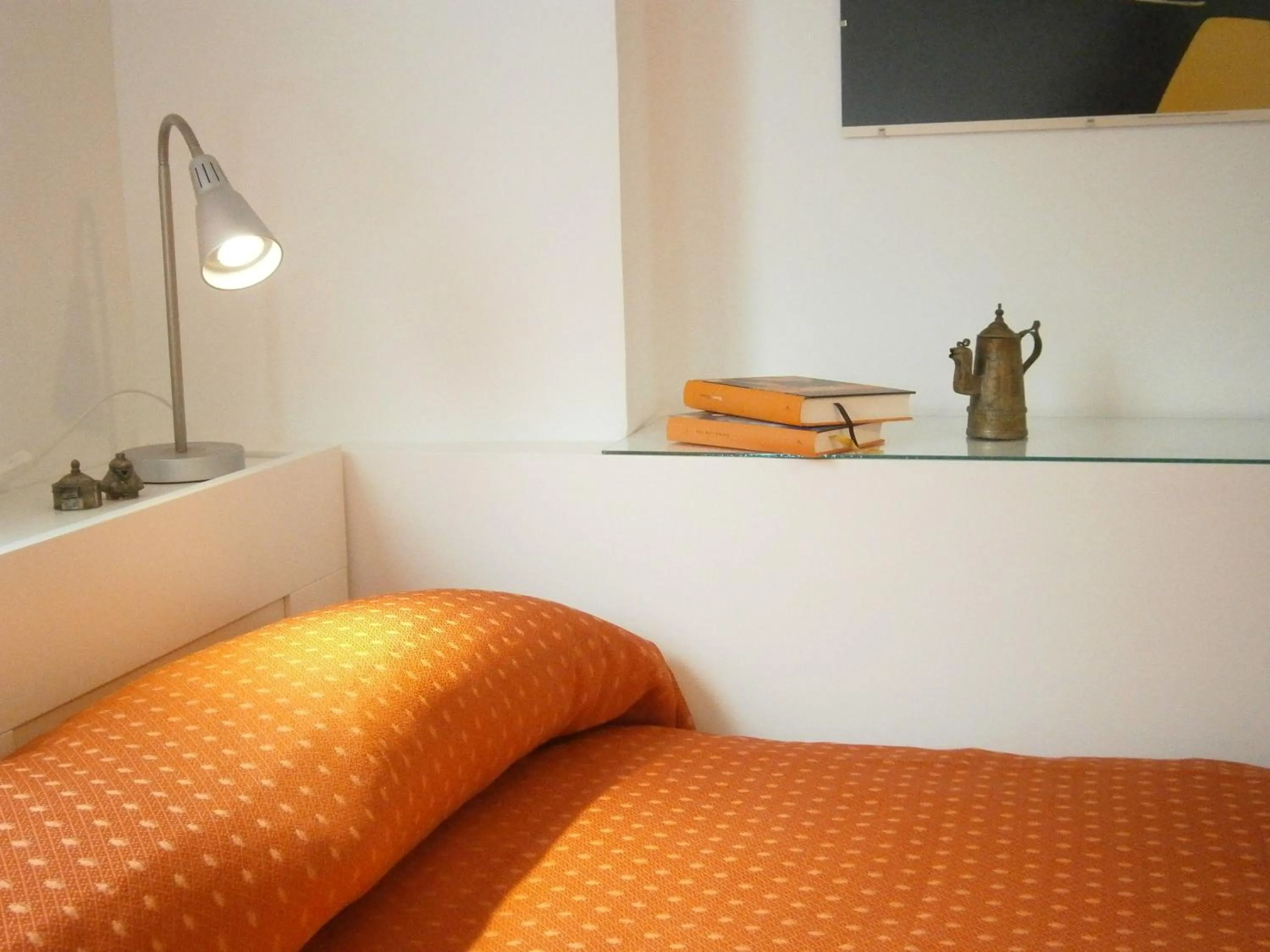 Bed in Marbel Apartments