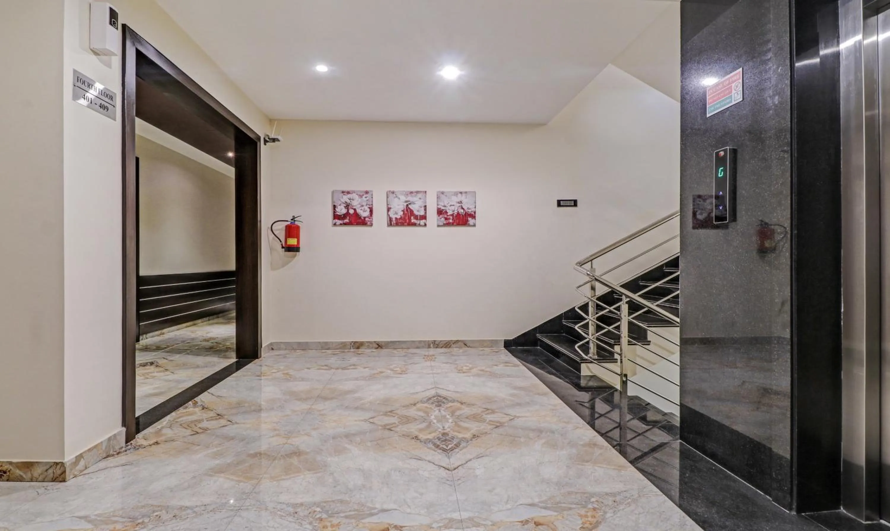 Lobby or reception in Treebo Premium Raj Vista Global Village