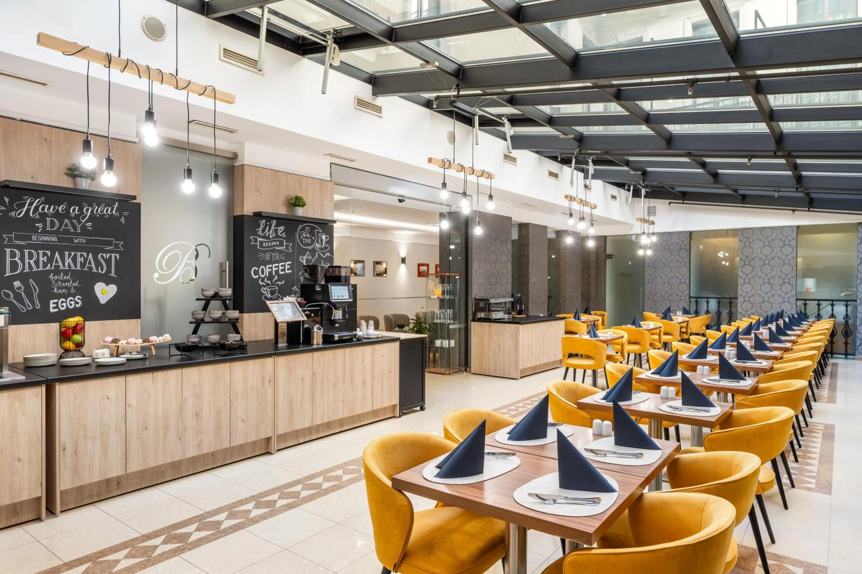 Breakfast in Hotel Bristol Budapest