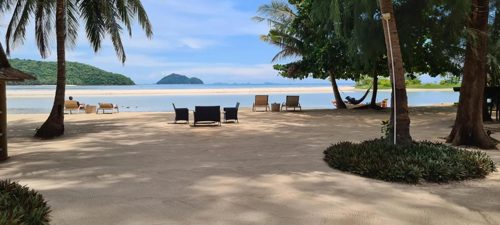 Beach in Angkana Bungalows adults only