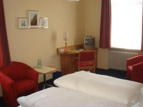 Photo of the whole room, Bed in Tannenheim