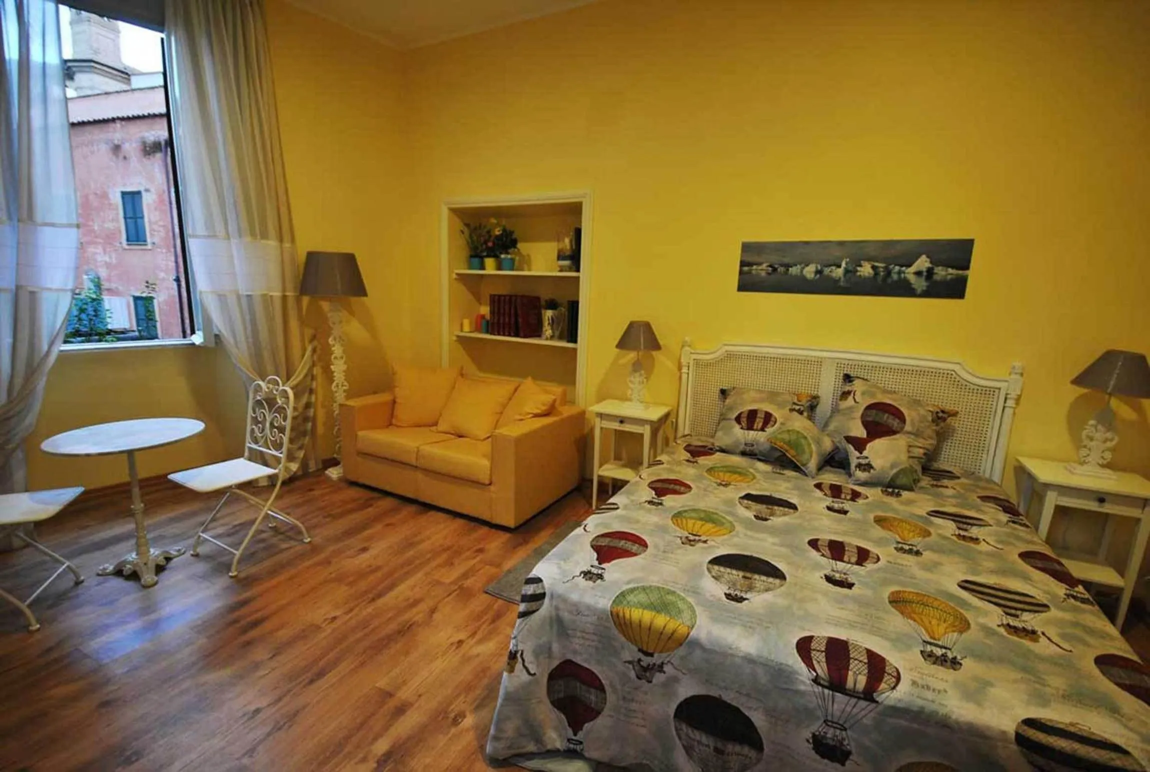 Decorative detail in Domus Ripetta