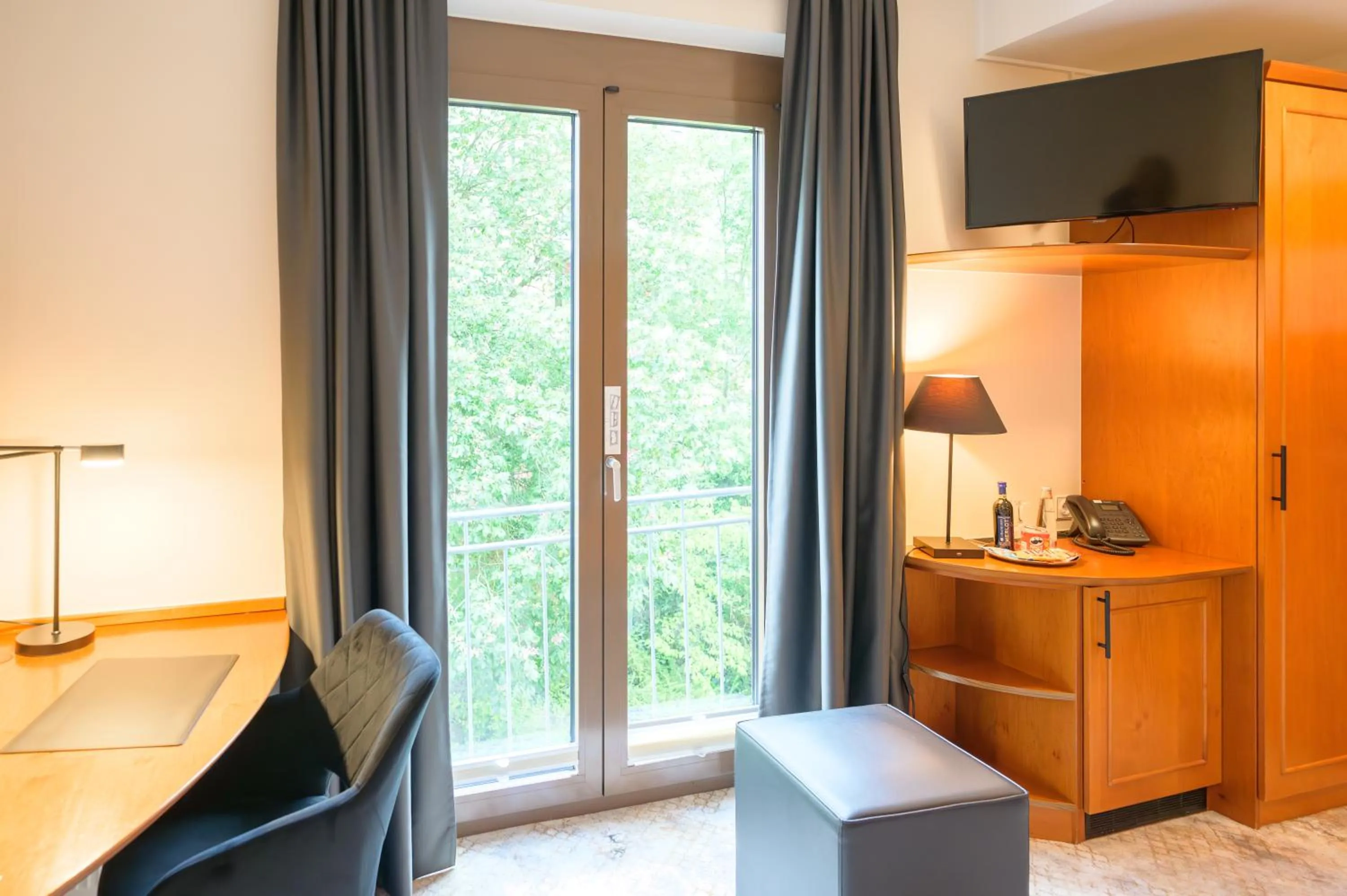 Seating area in Hotel Schiller