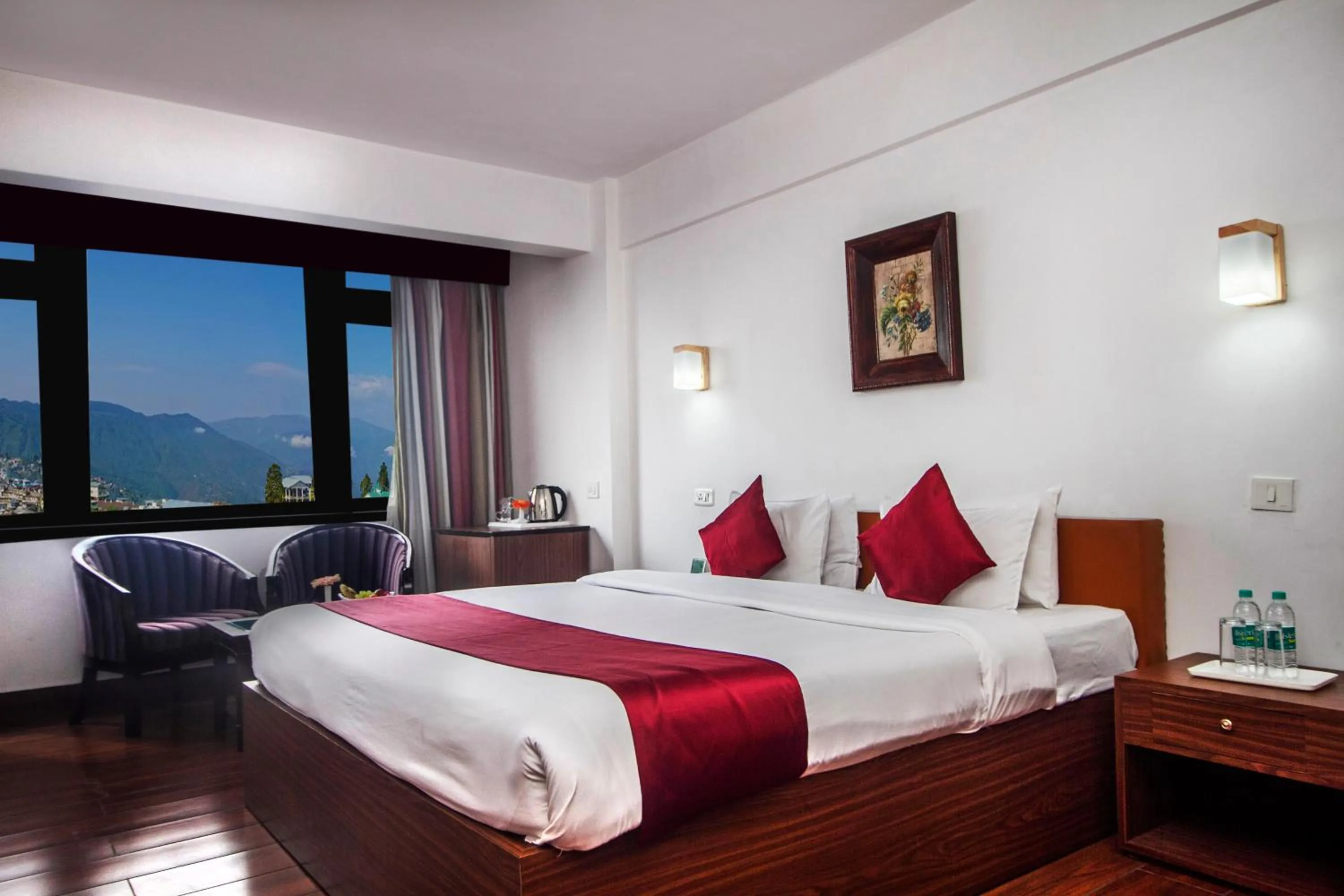 Bedroom in Central Heritage Resort & Spa Formerly Fortune ITC Resort