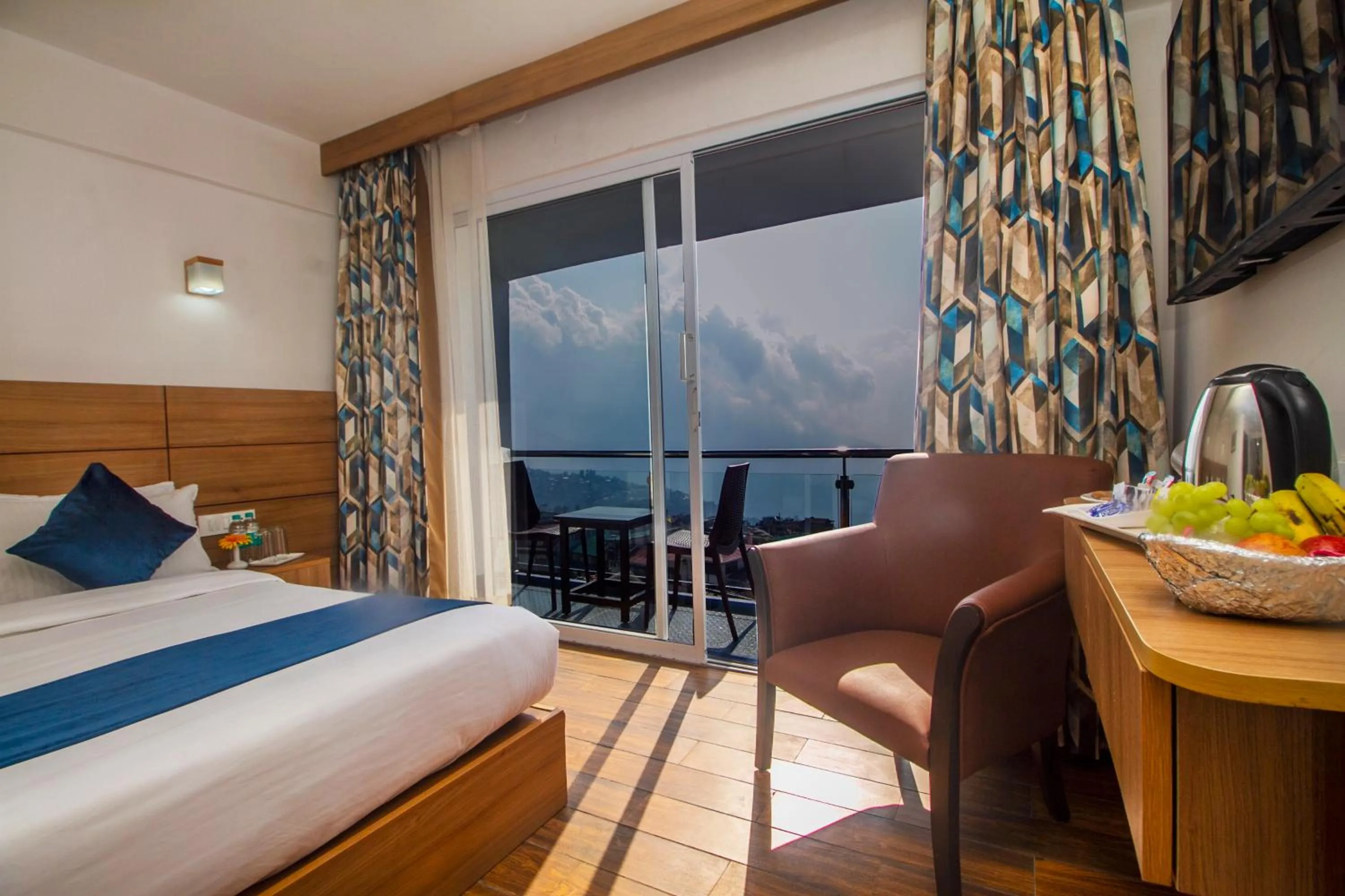 Bedroom in Central Heritage Resort & Spa Formerly Fortune ITC Resort