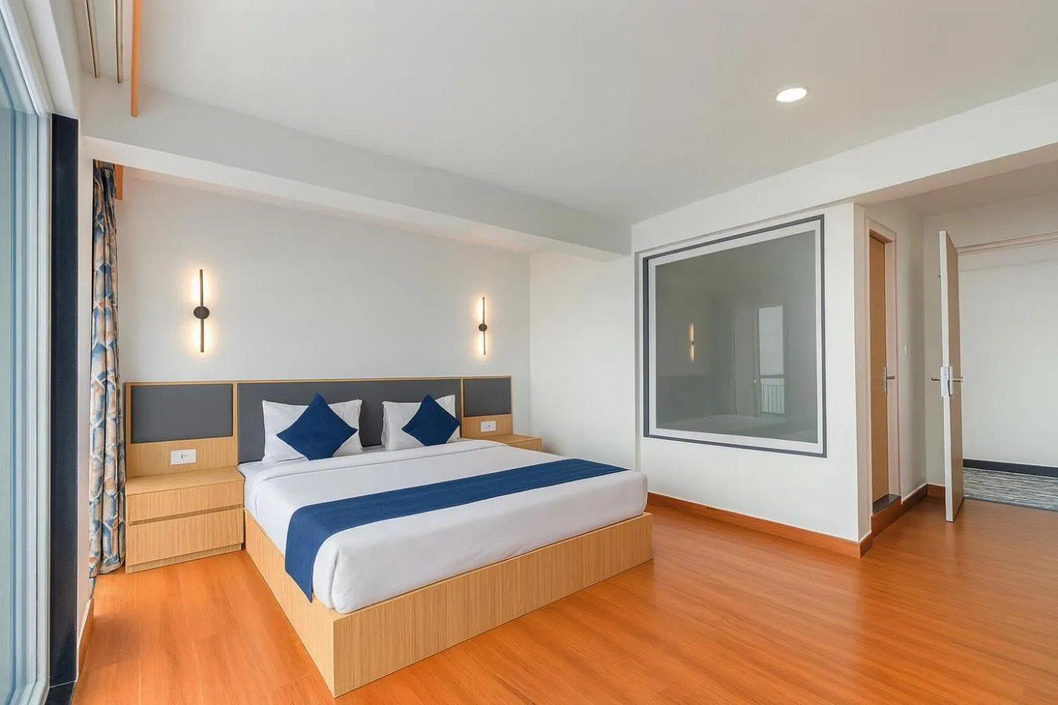 Bedroom in Central Heritage Resort & Spa Formerly Fortune ITC Resort