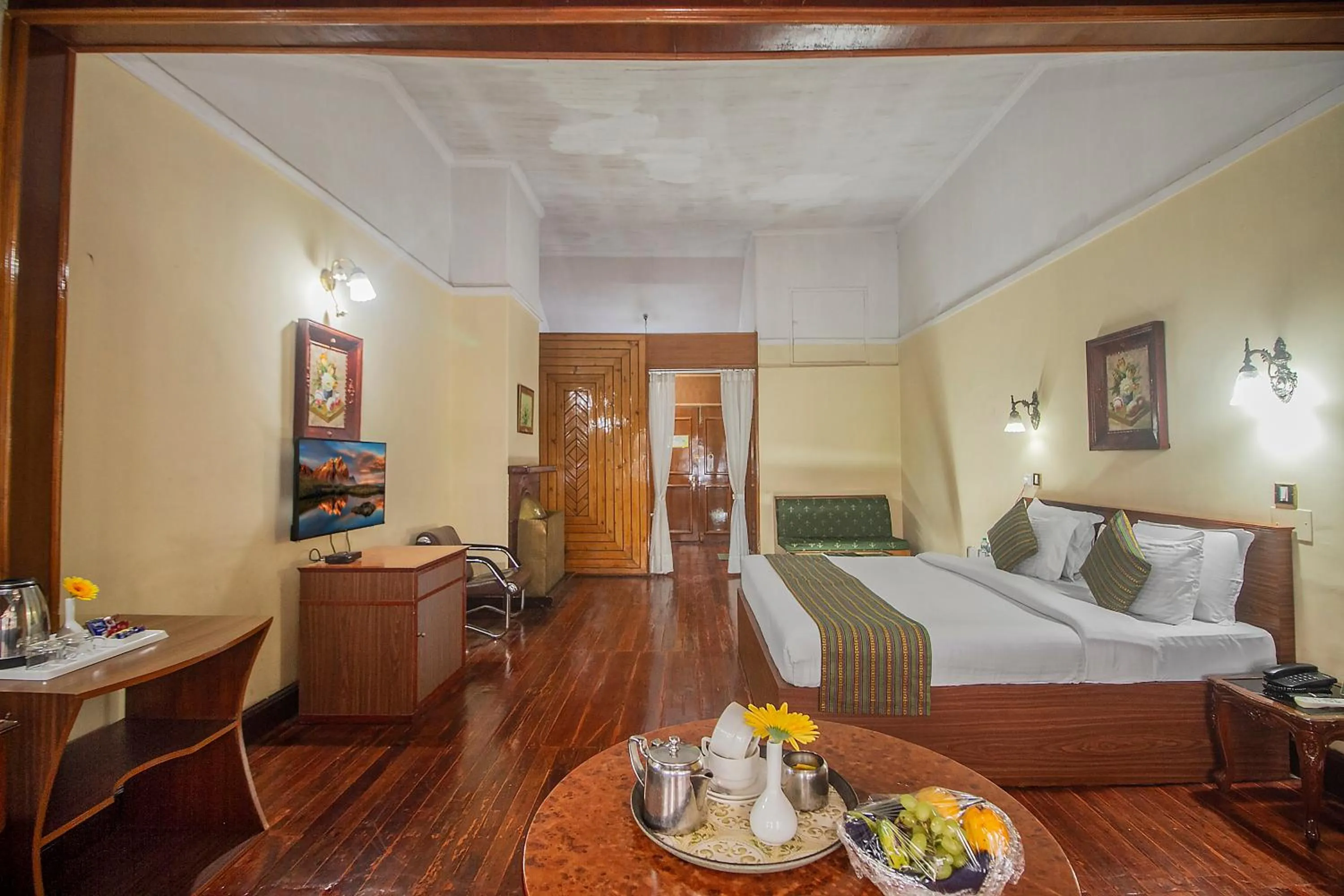 Bedroom in Central Heritage Resort & Spa Formerly Fortune ITC Resort