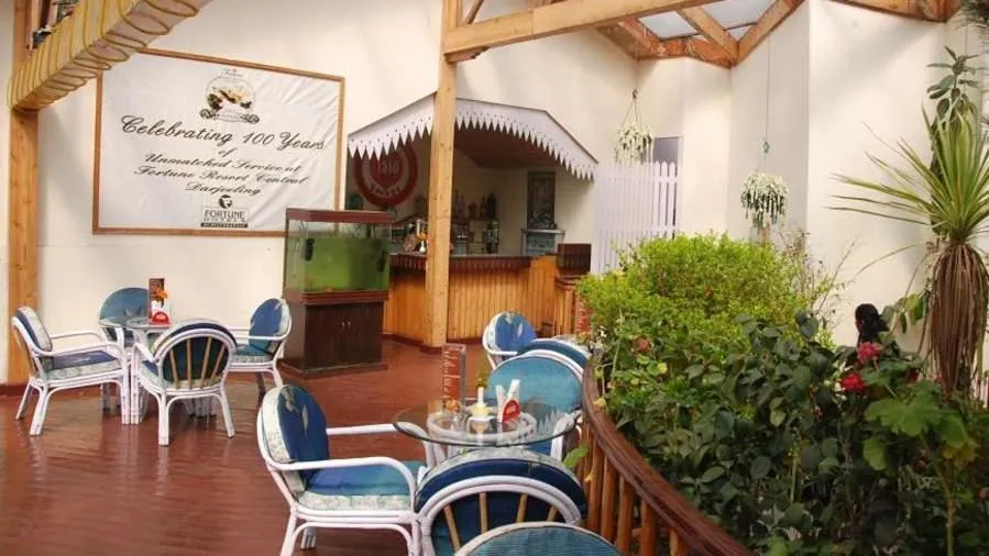 Sunset in Central Heritage Resort & Spa Formerly Fortune ITC Resort