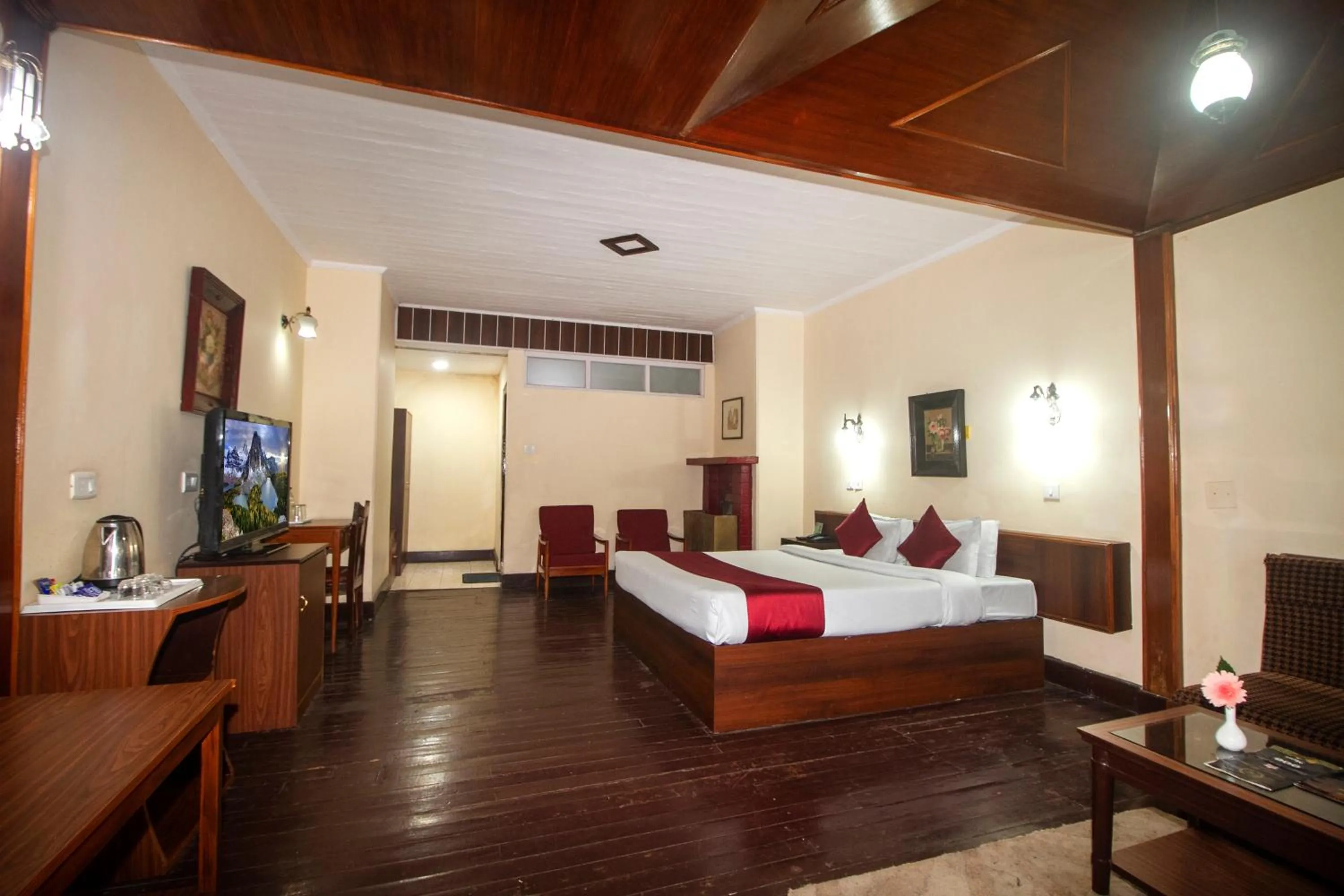 Bedroom in Central Heritage Resort & Spa Formerly Fortune ITC Resort