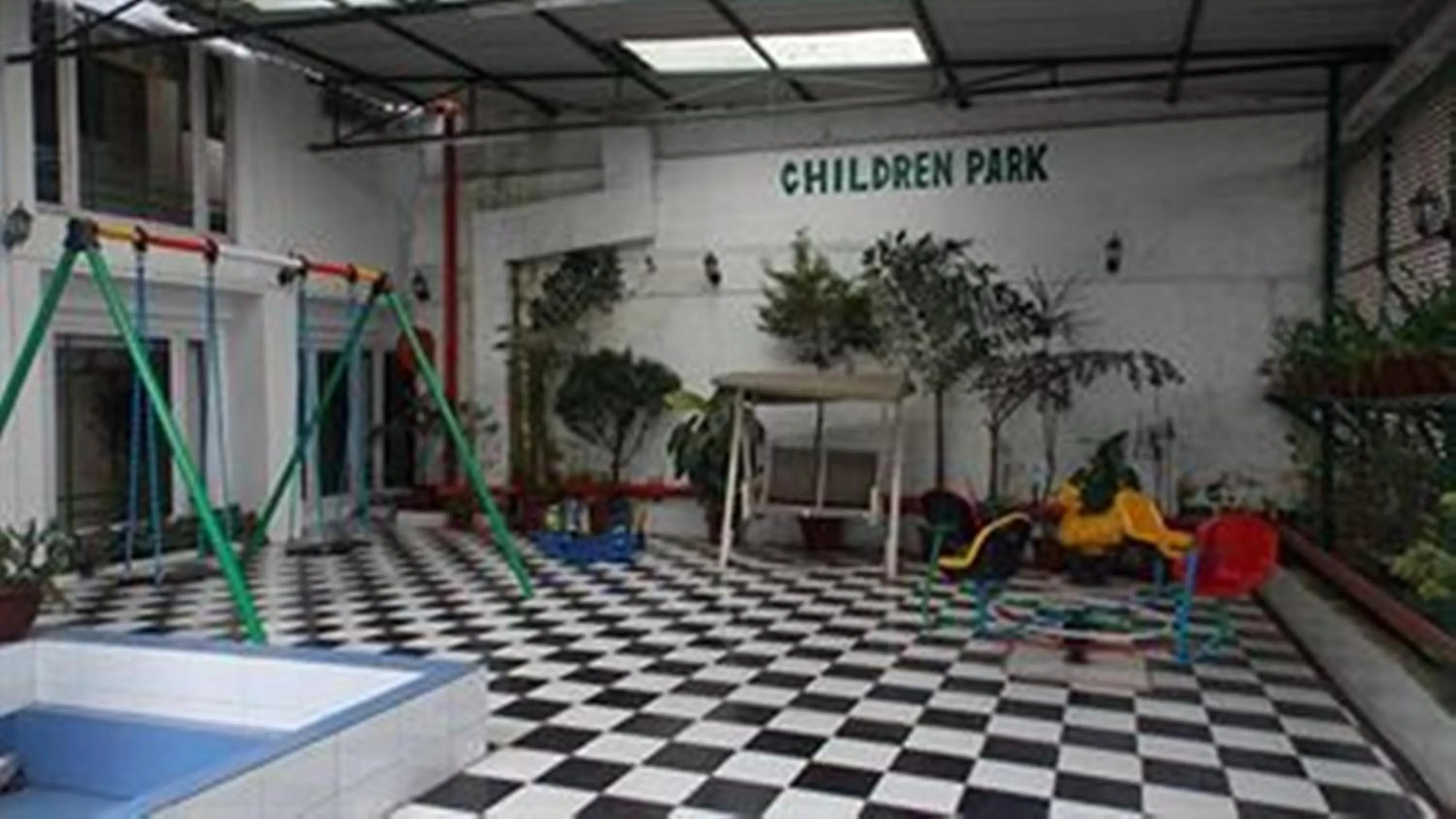 Garden in Central Heritage Resort & Spa Formerly Fortune ITC Resort