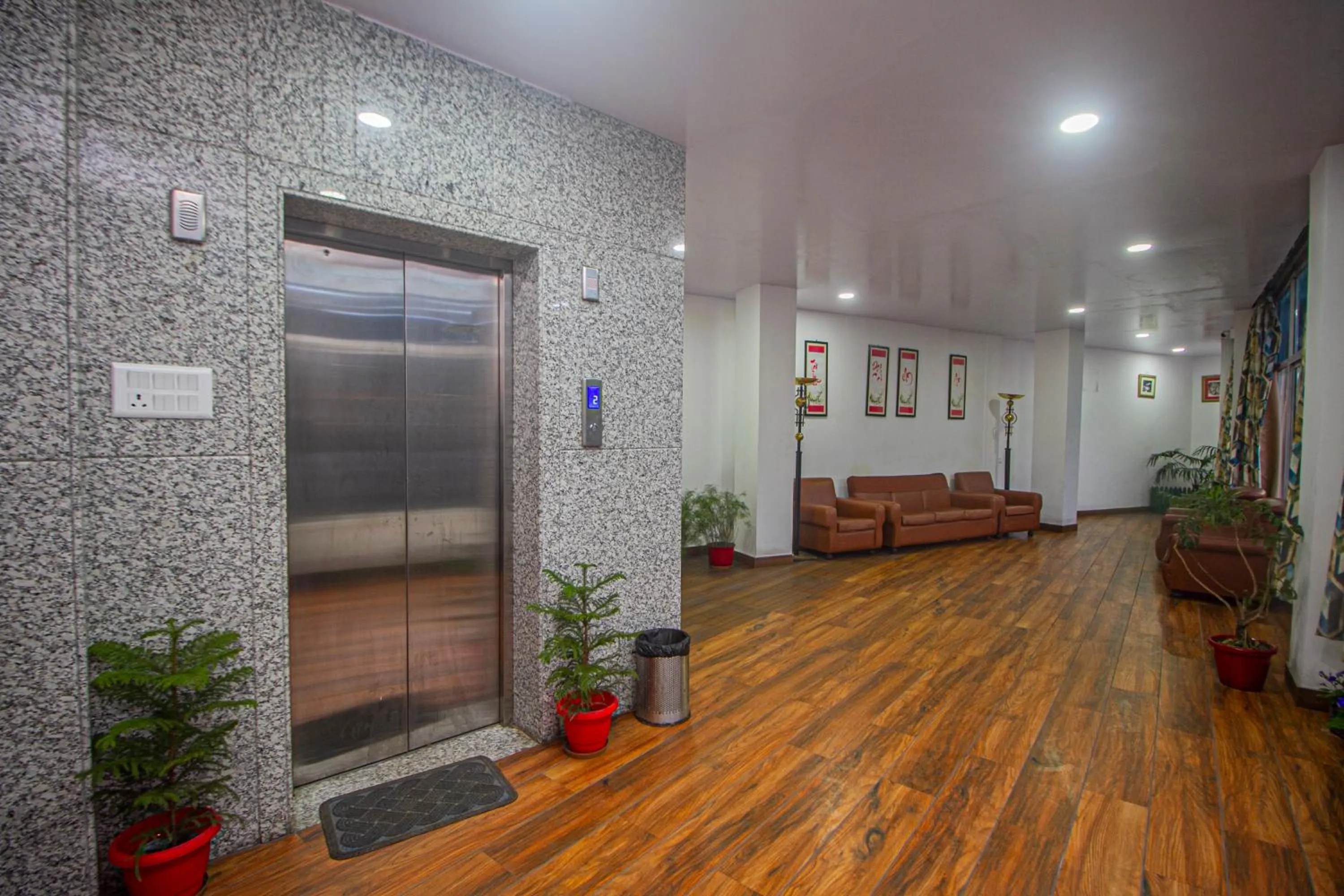 elevator in Central Heritage Resort & Spa Formerly Fortune ITC Resort