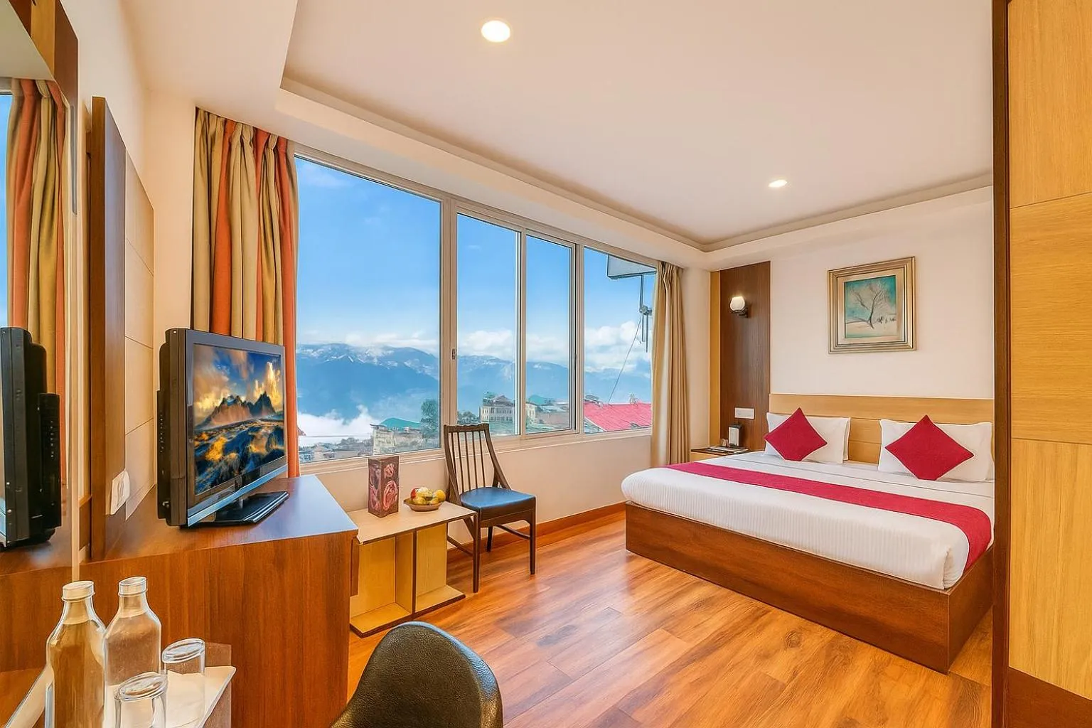 Bedroom in Central Heritage Resort & Spa Formerly Fortune ITC Resort