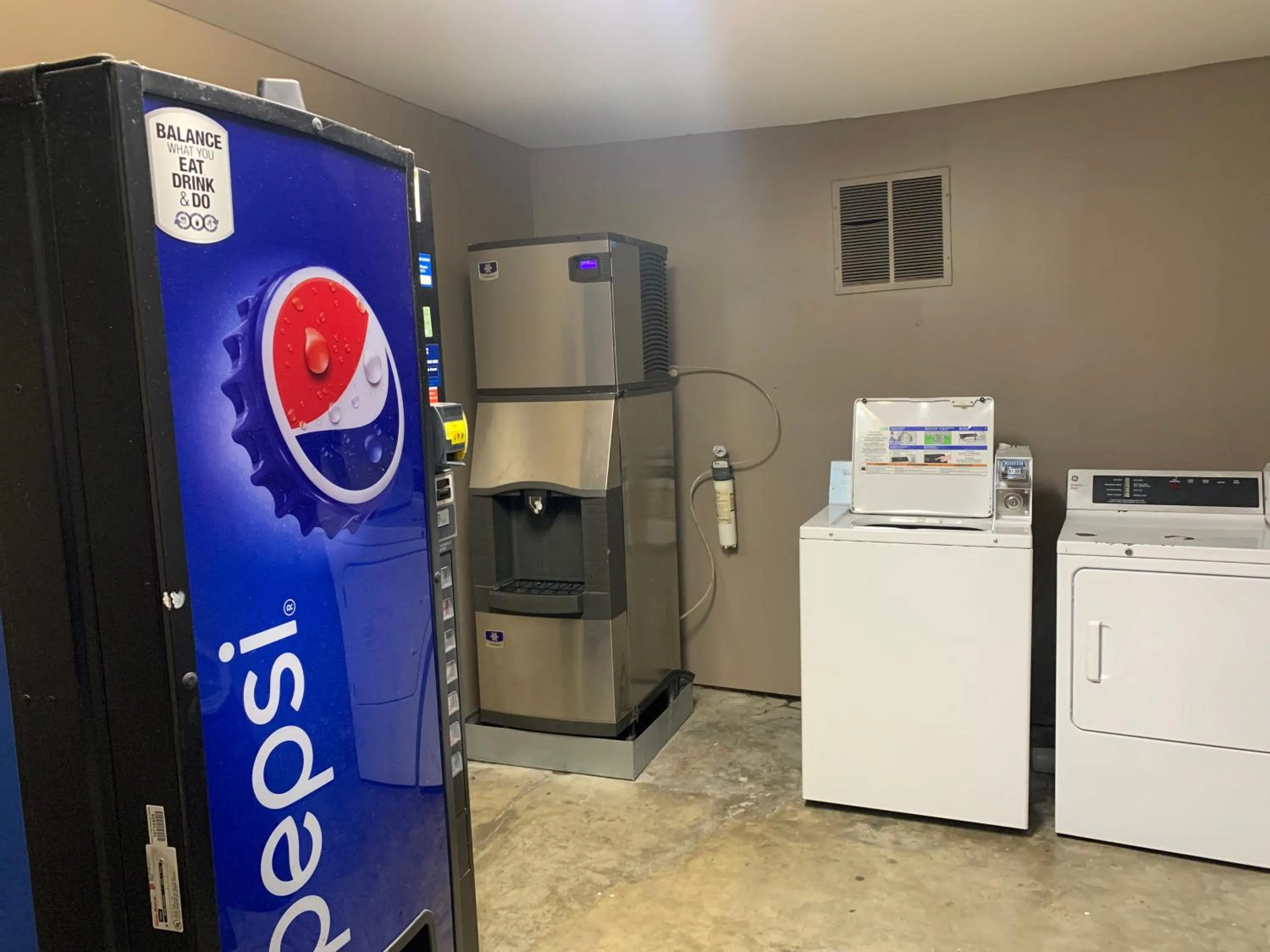 Coachman's Inn Motel