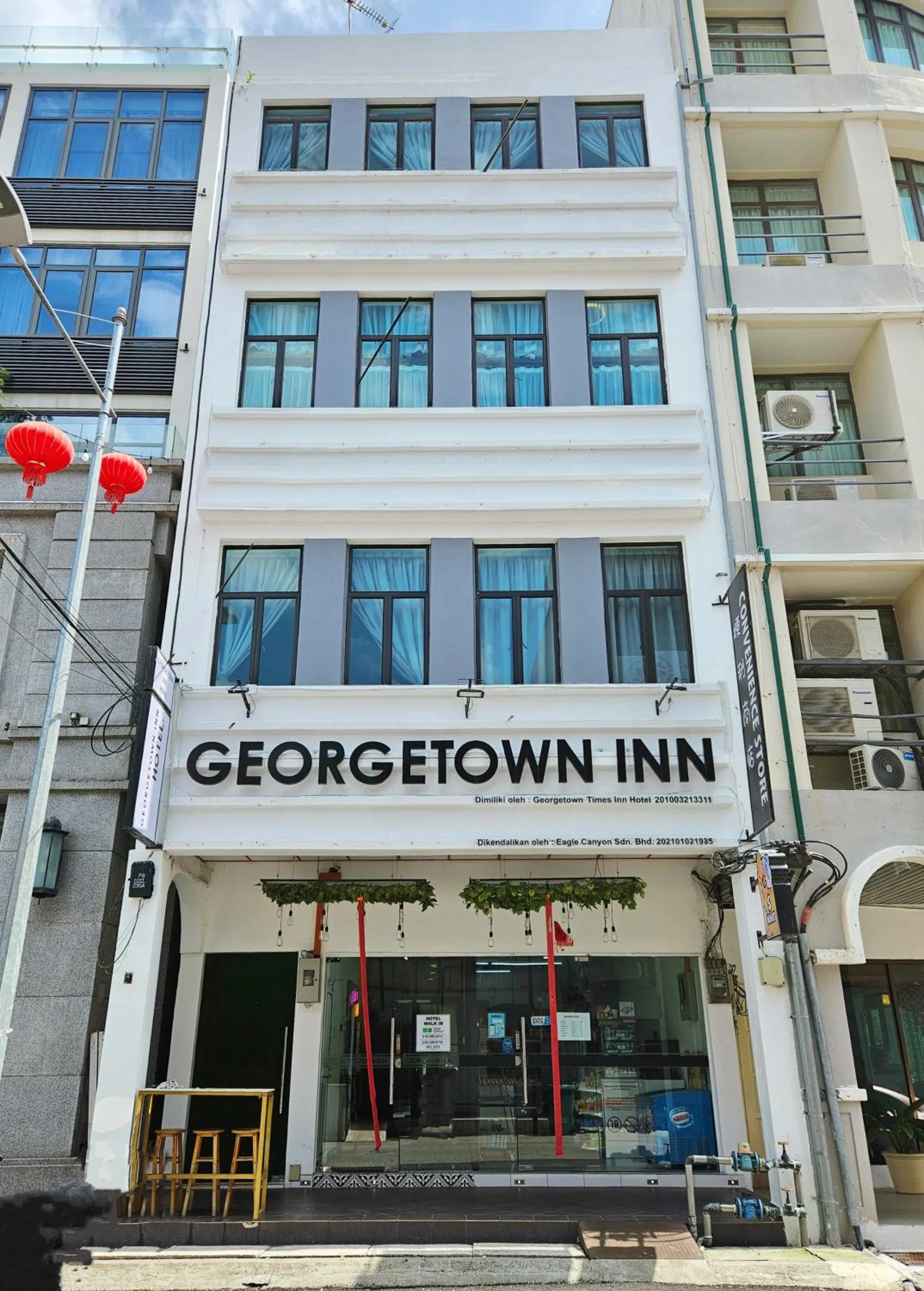 Property building in Georgetown Inn by Sky Hive