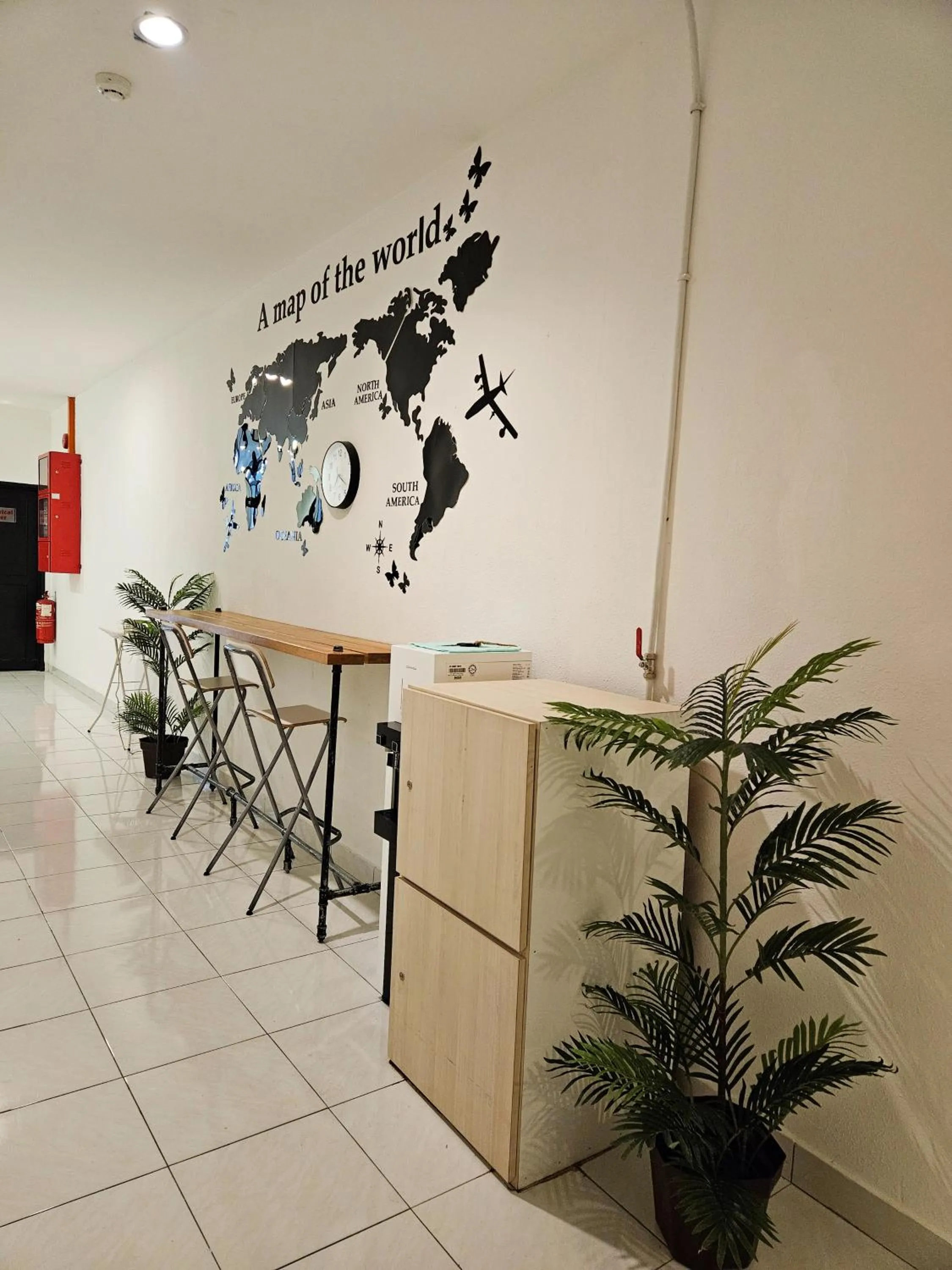 Lobby or reception in Georgetown Inn by Sky Hive