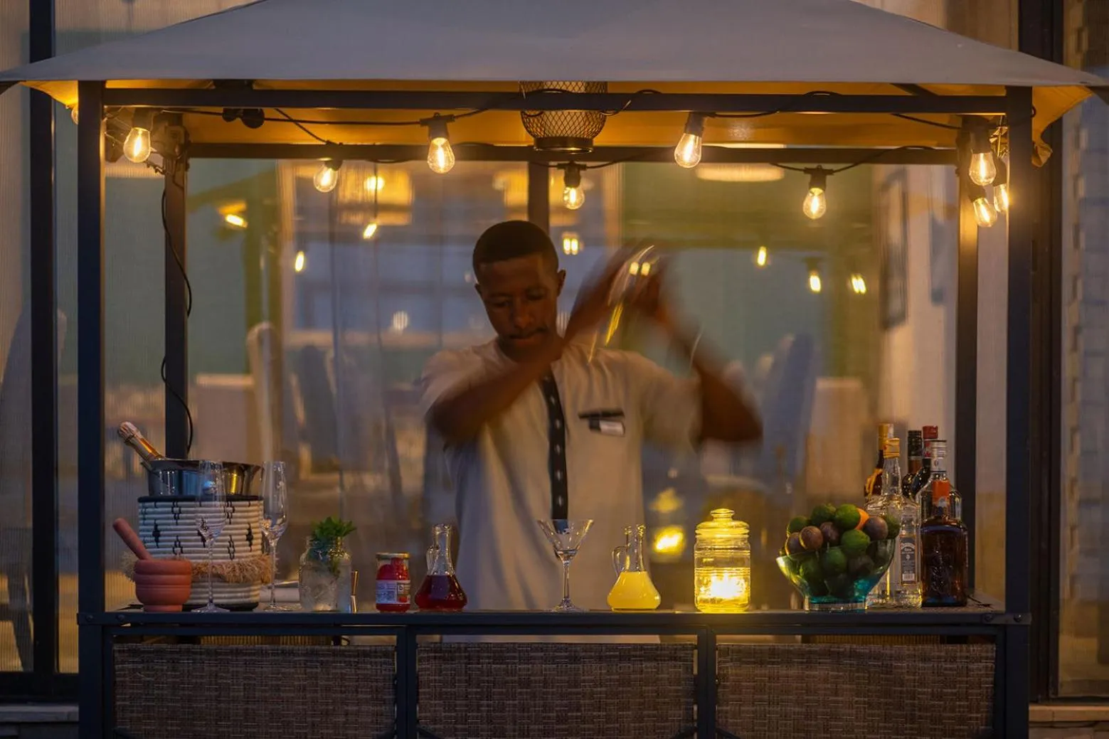 Lounge or bar in CLEO LAKE KIVU HOTEL