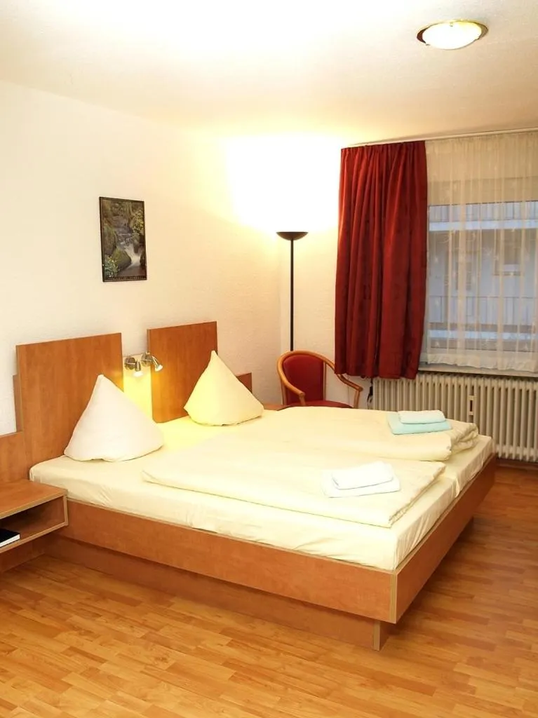 Photo of the whole room, Bed in Altstadthotel Wienecke