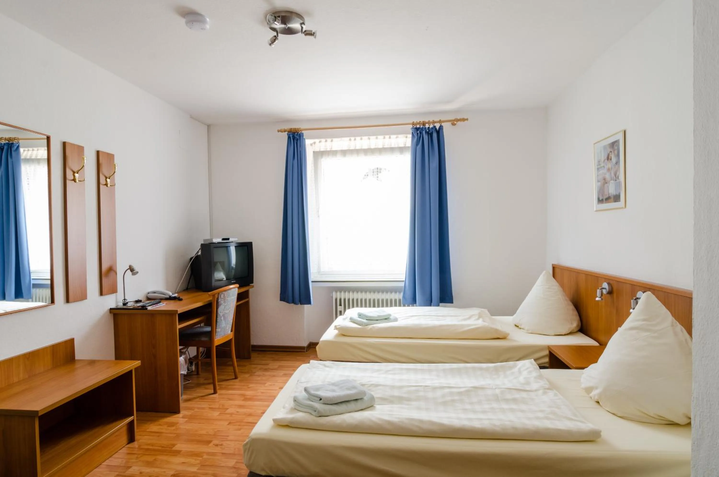 Photo of the whole room, Bed in Altstadthotel Wienecke