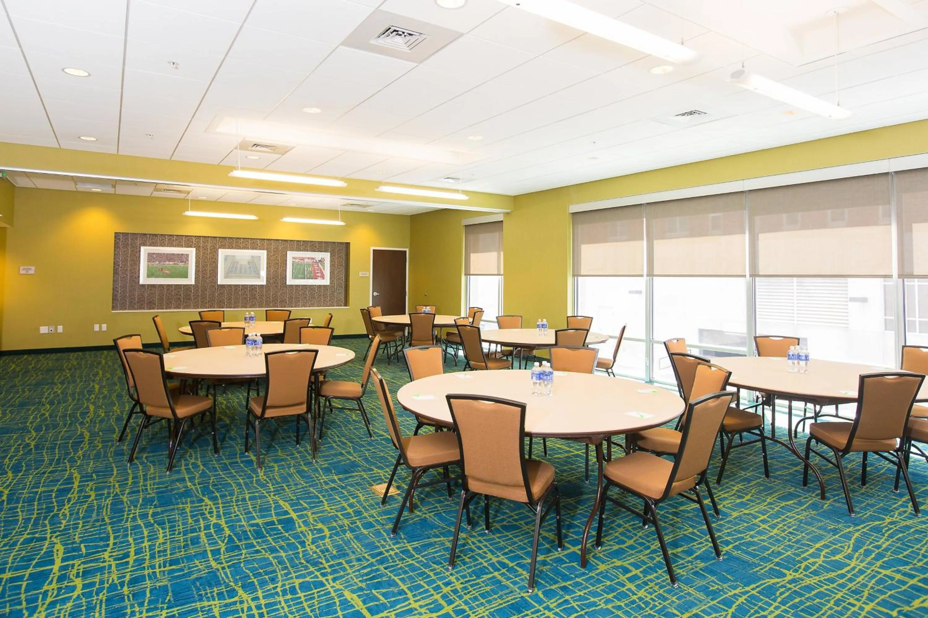 Meeting/conference room in SpringHill Suites by Marriott Bloomington