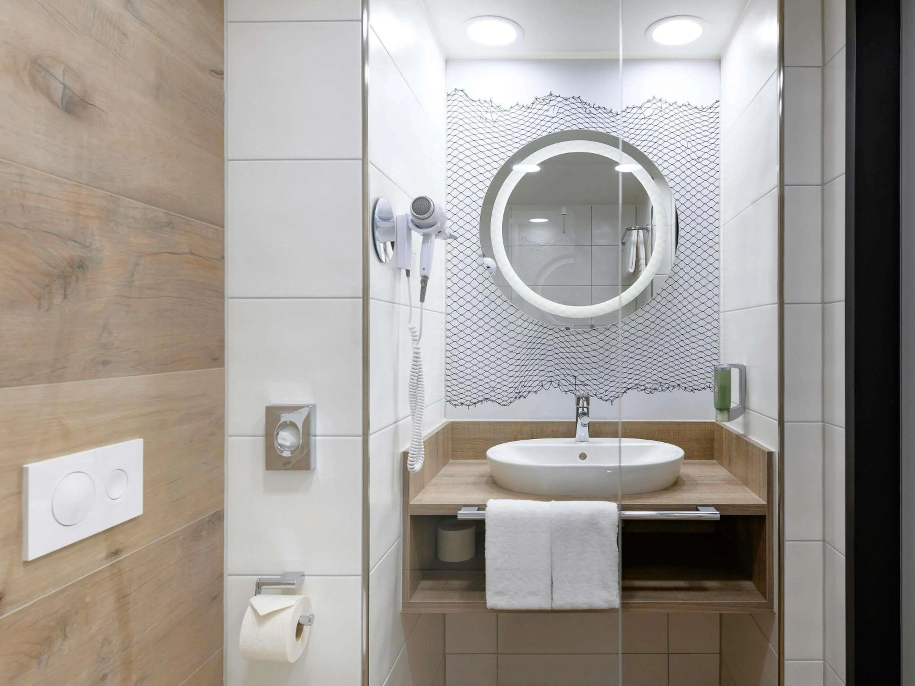 Bedroom in ibis Styles Kiel City