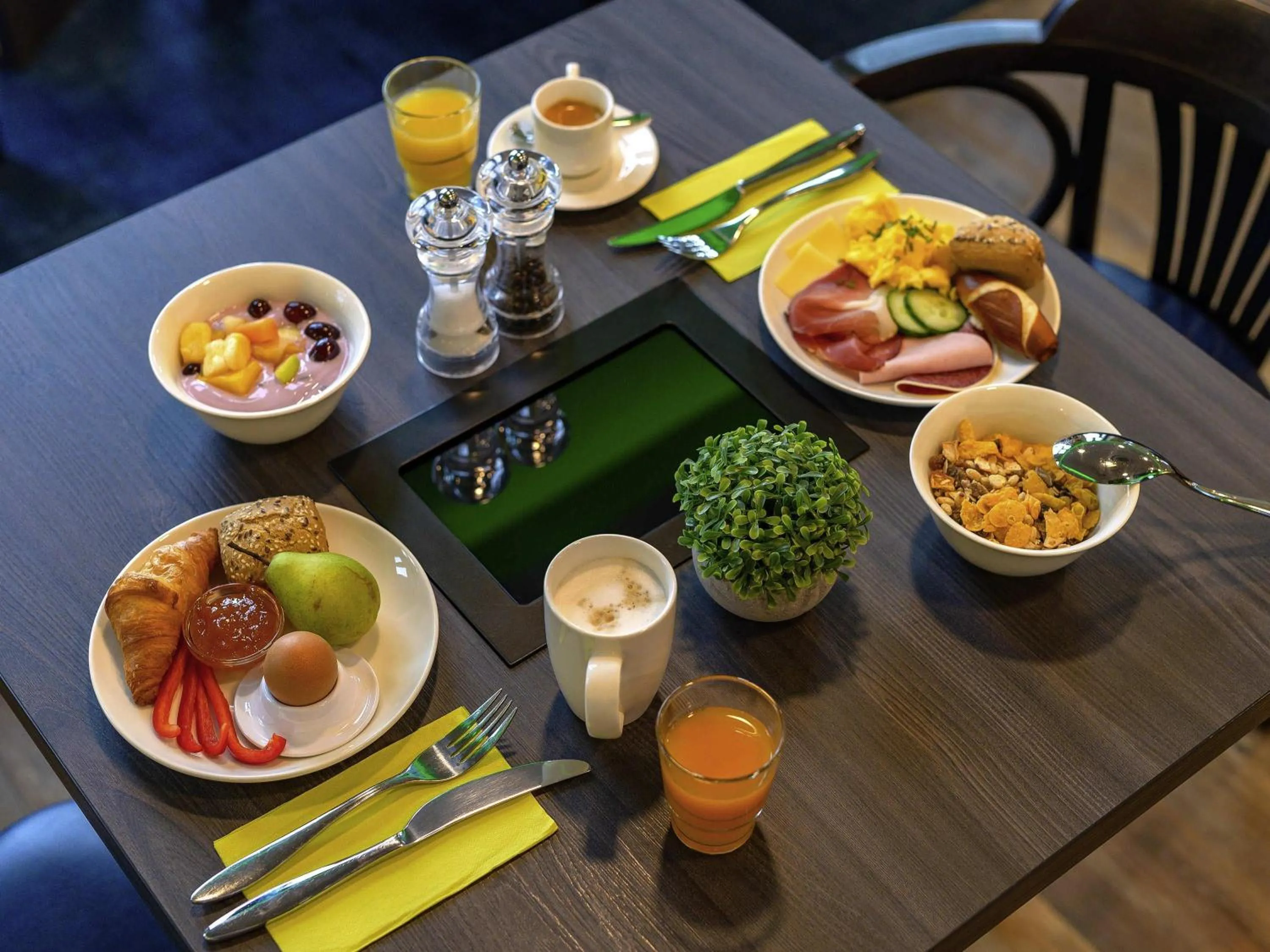 Breakfast in ibis Styles Kiel City