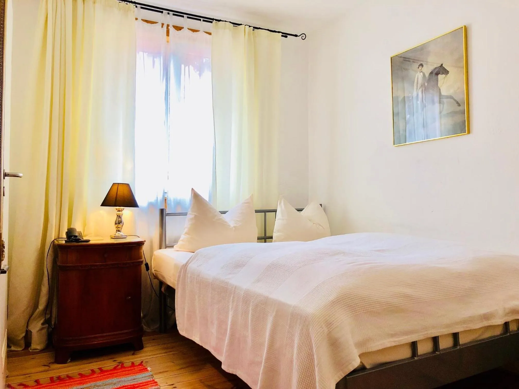 Photo of the whole room, Bed in Hotel Mariahilf München