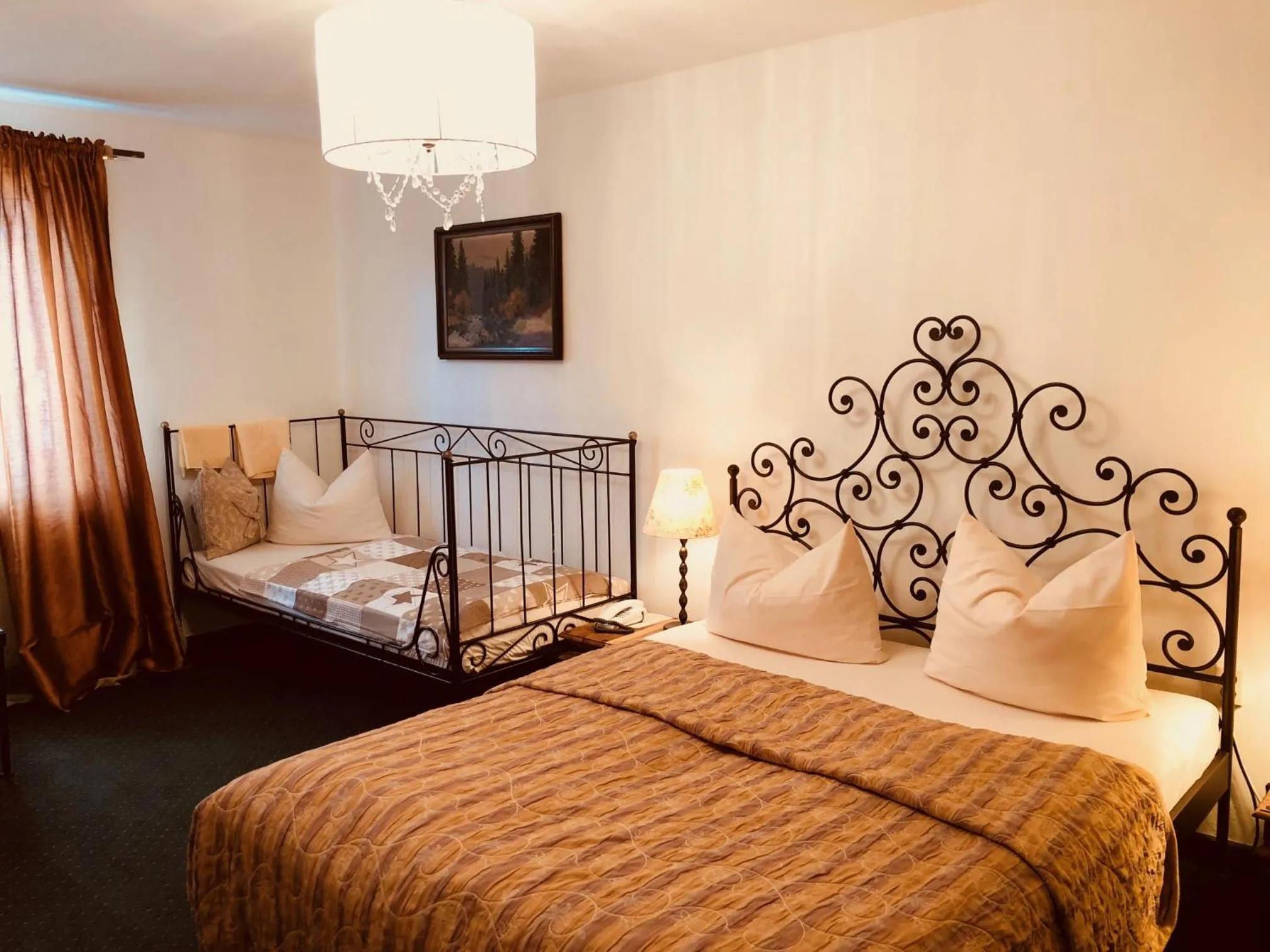 Photo of the whole room, Bed in Hotel Mariahilf München