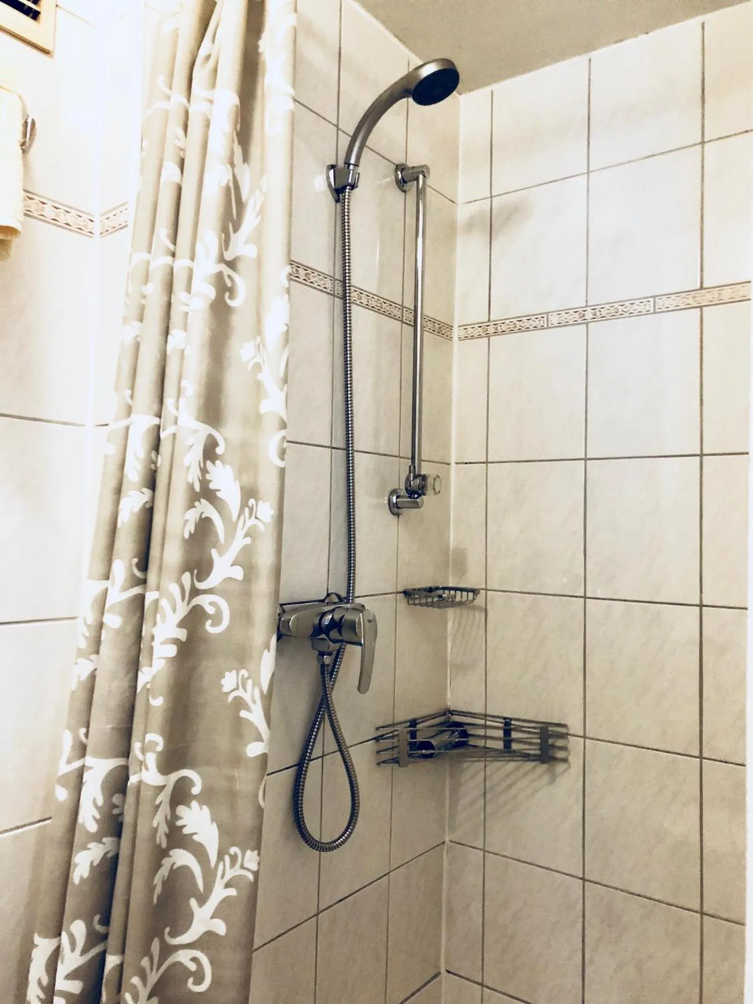 Shower in Hotel Mariahilf München