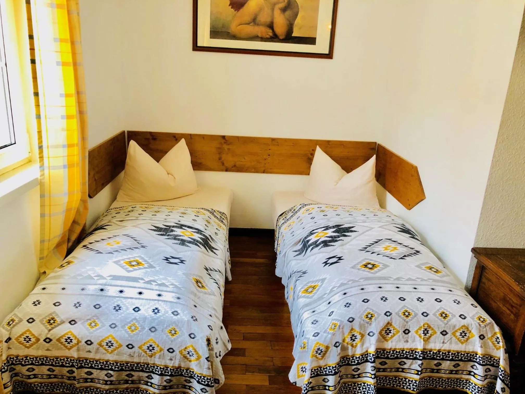 Photo of the whole room, Bed in Hotel Mariahilf München