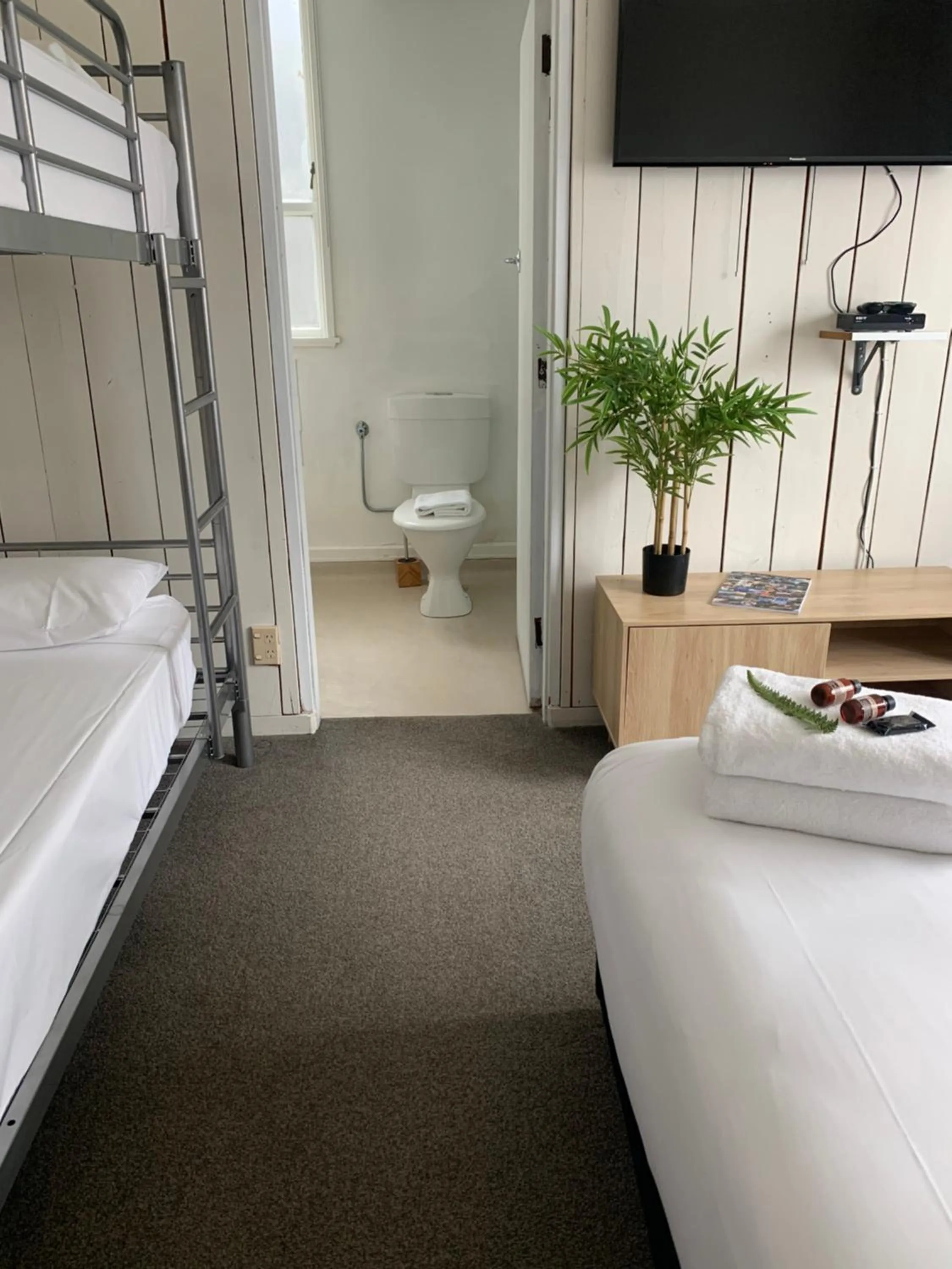 Bed in Snowman Lodge and Spa