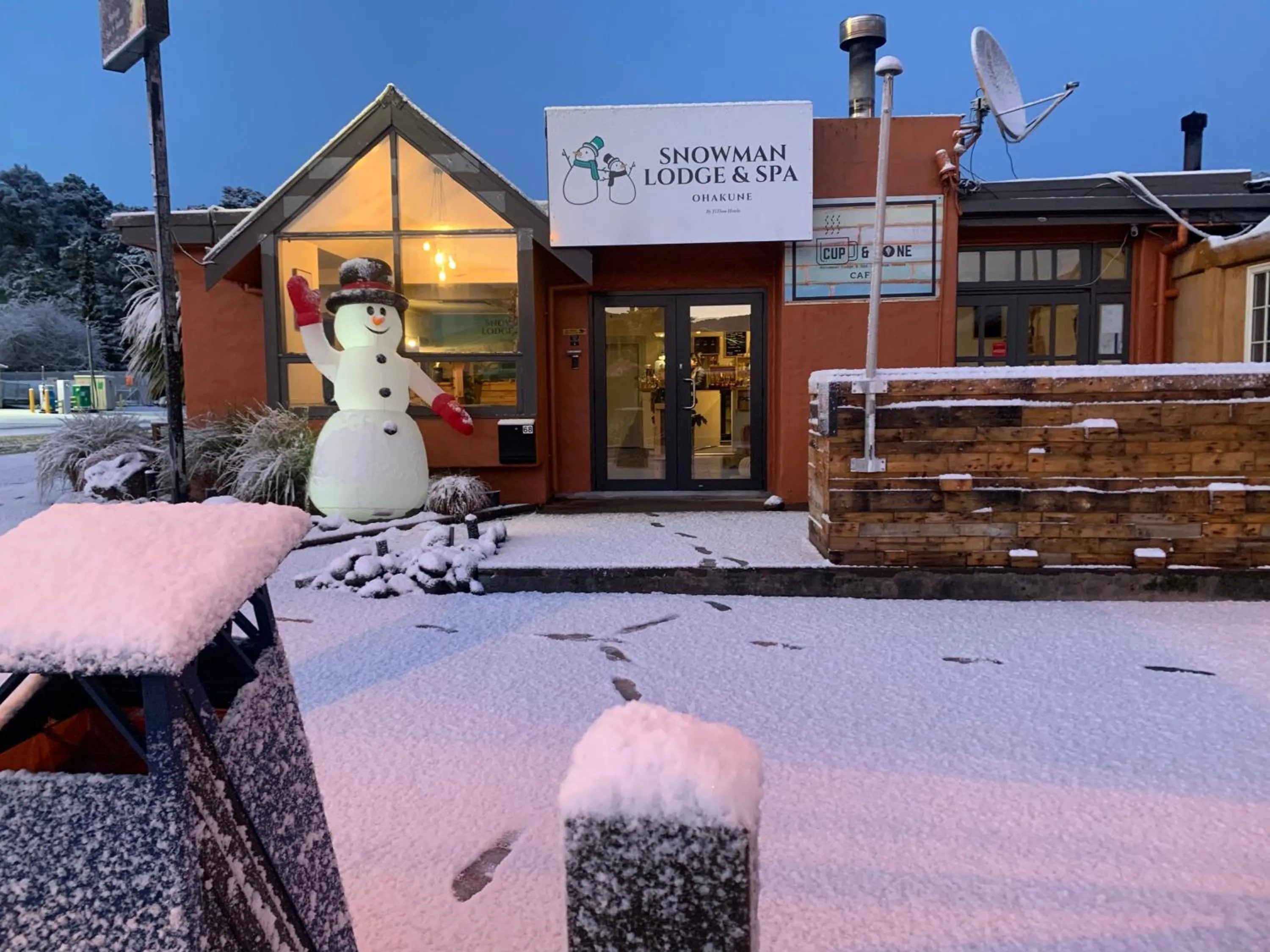 Snowman Lodge and Spa