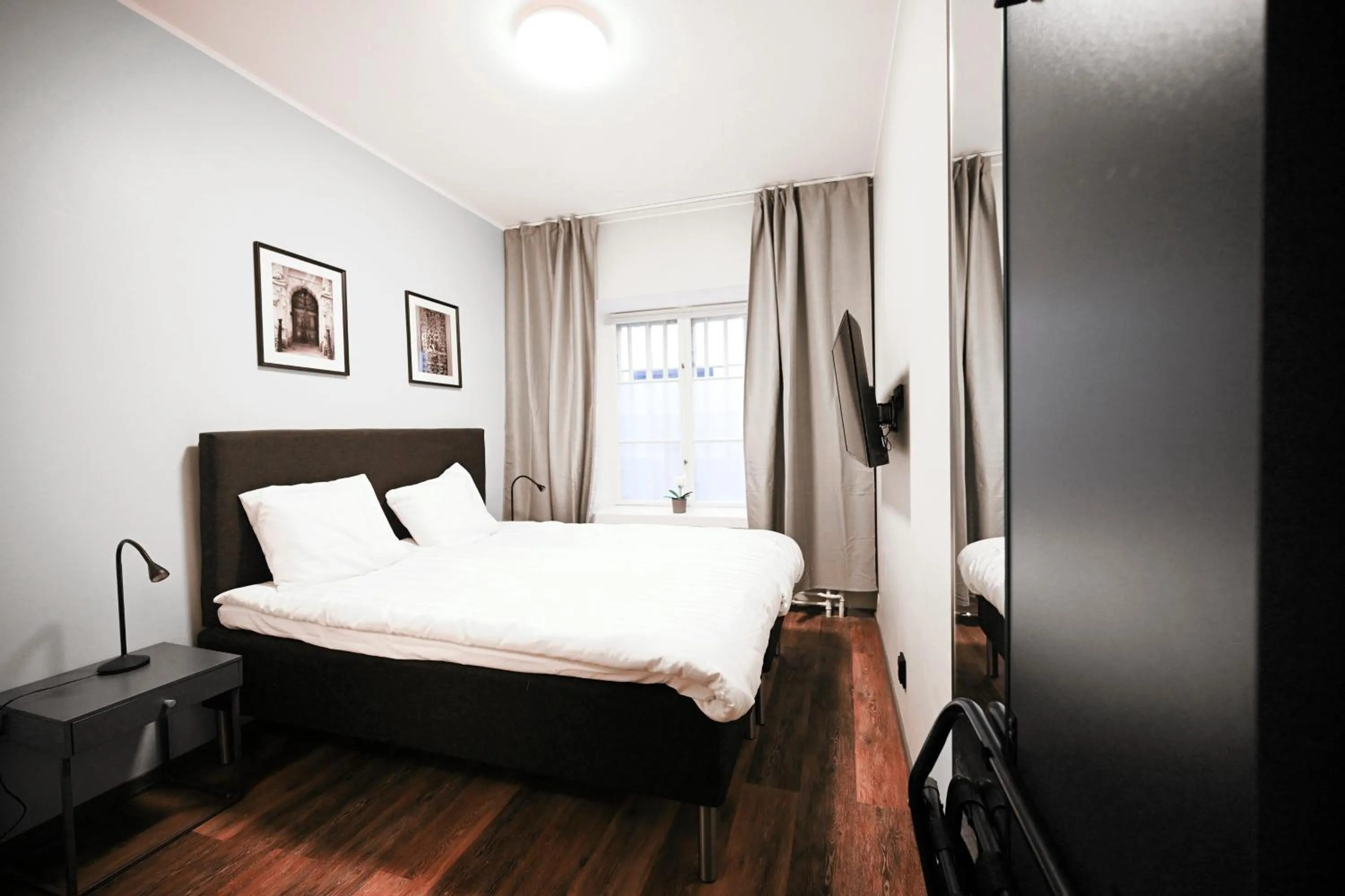 Bed in Old Town Stay Hotel