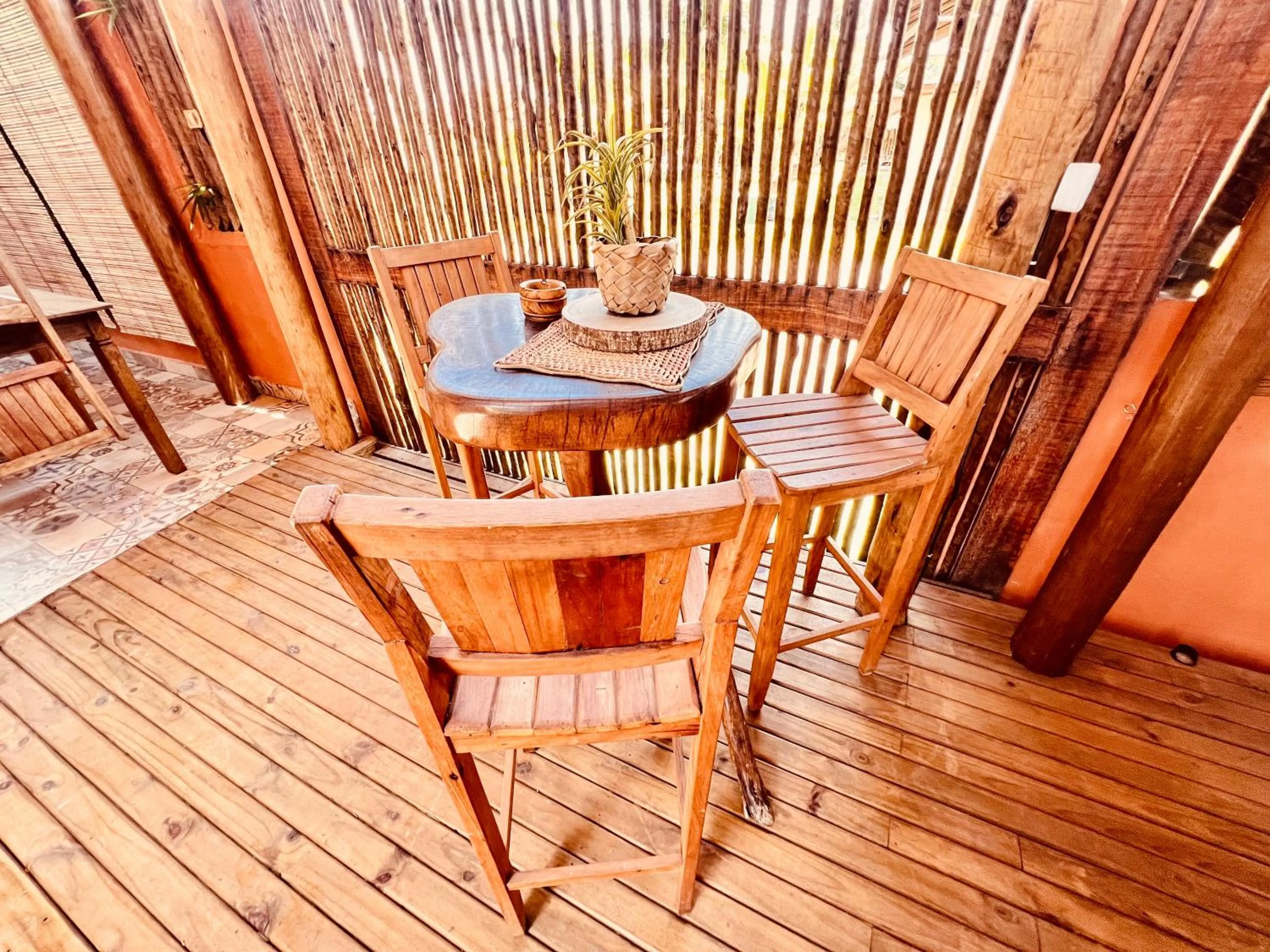 Communal lounge/ TV room in Pousada Vila dos Corais - Taipu de Fora