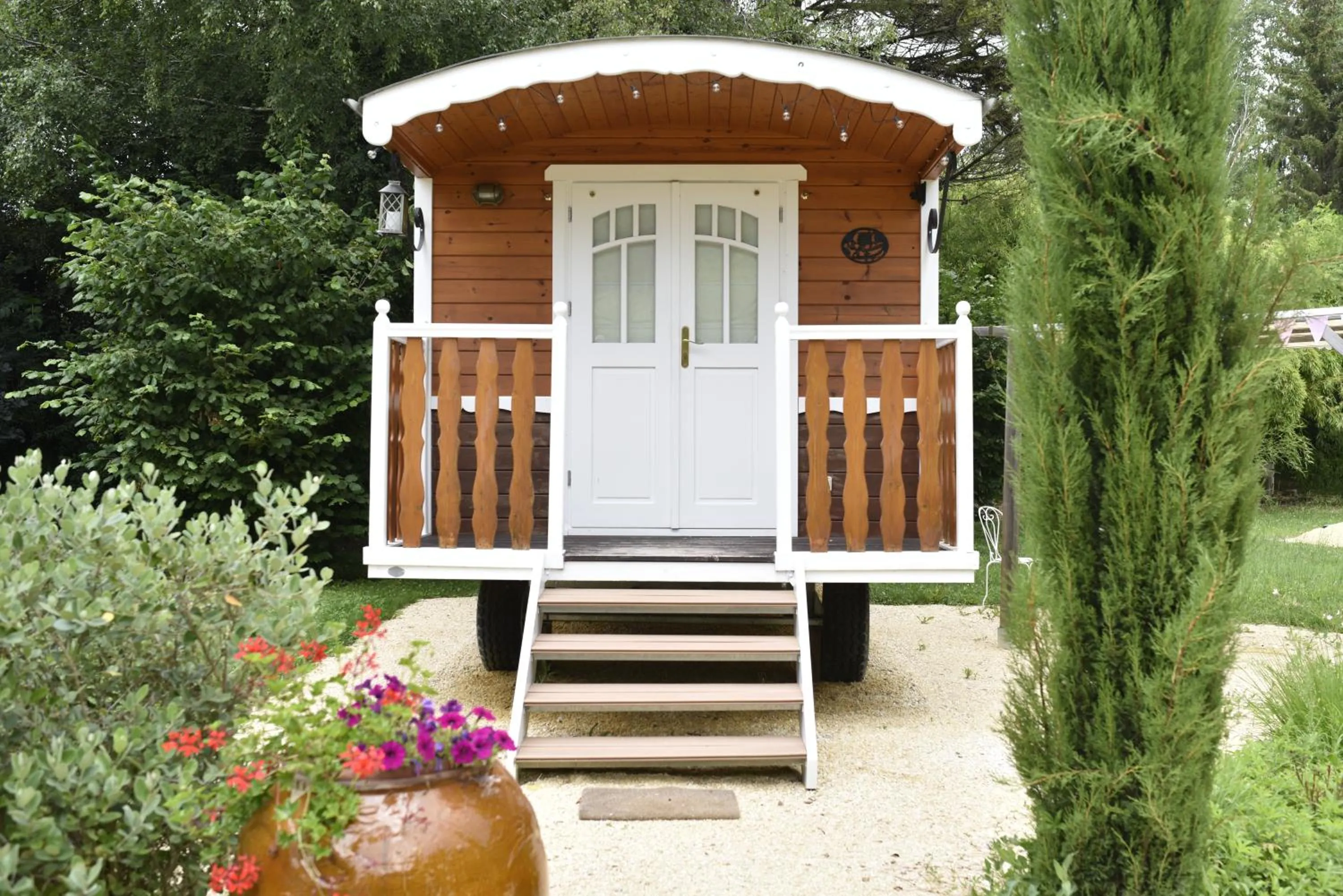 Garden view in Logis Hôtel-Restaurant Le Relais