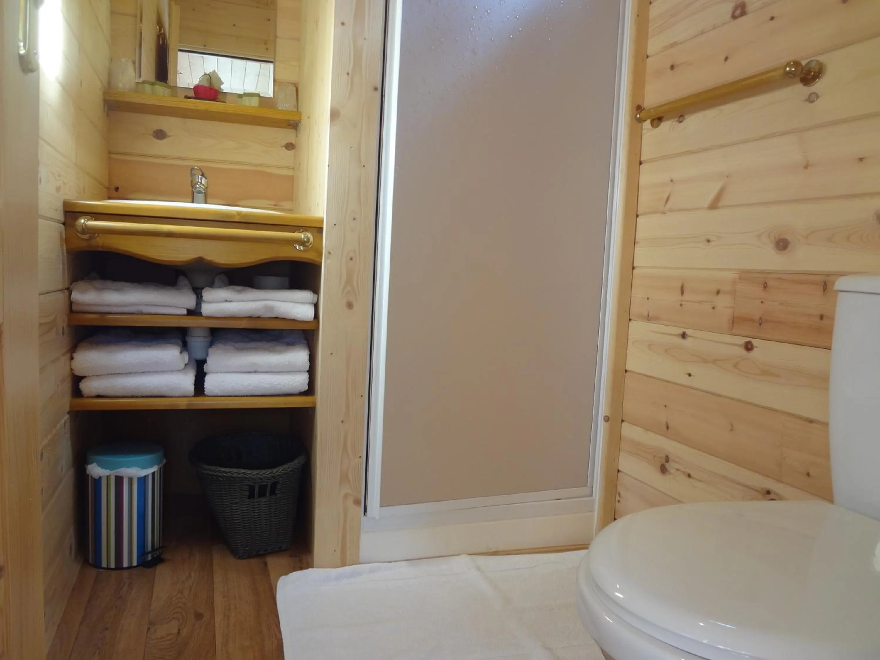 Bathroom in Logis Hôtel-Restaurant Le Relais