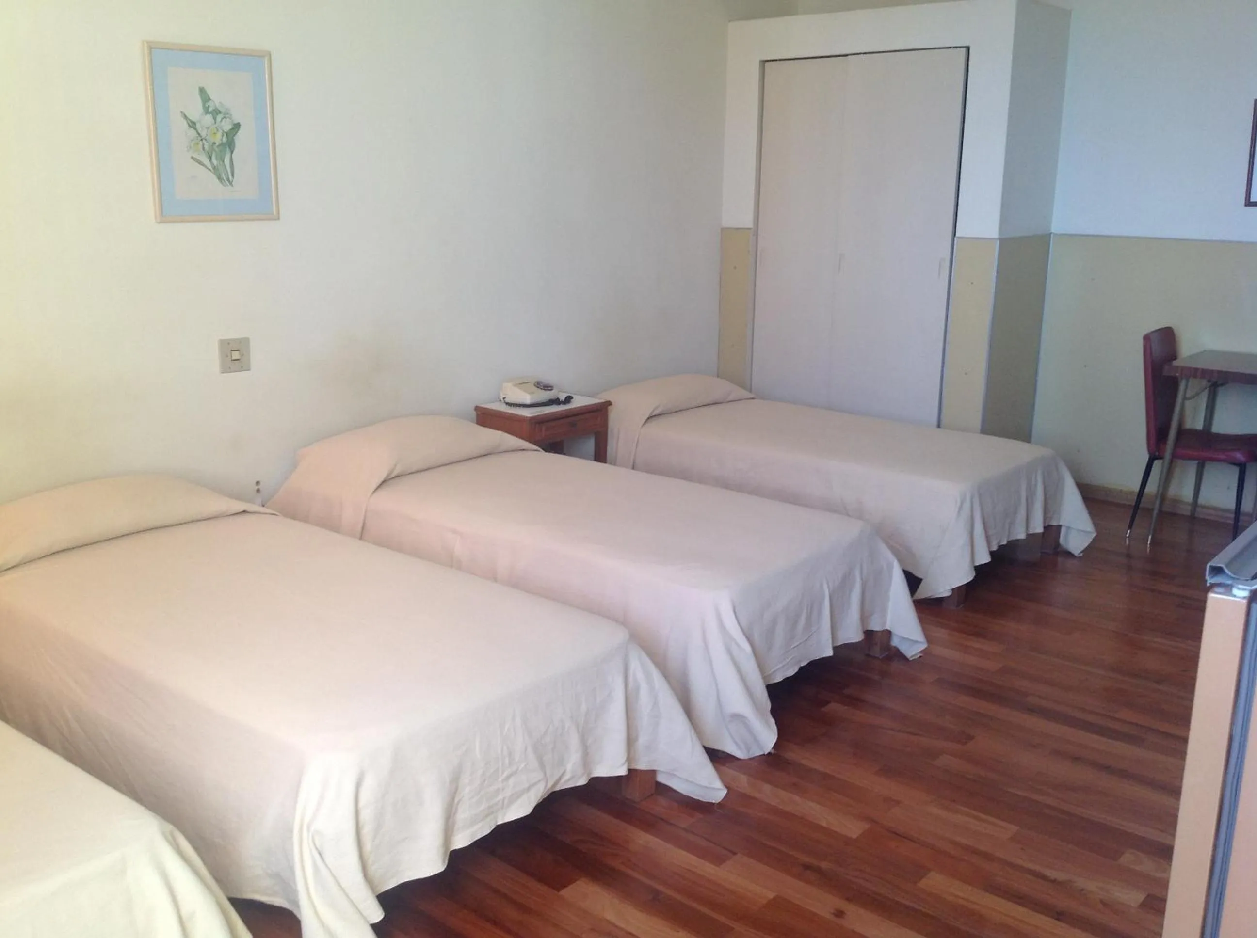 Photo of the whole room, Bed in Hotel Itamarati