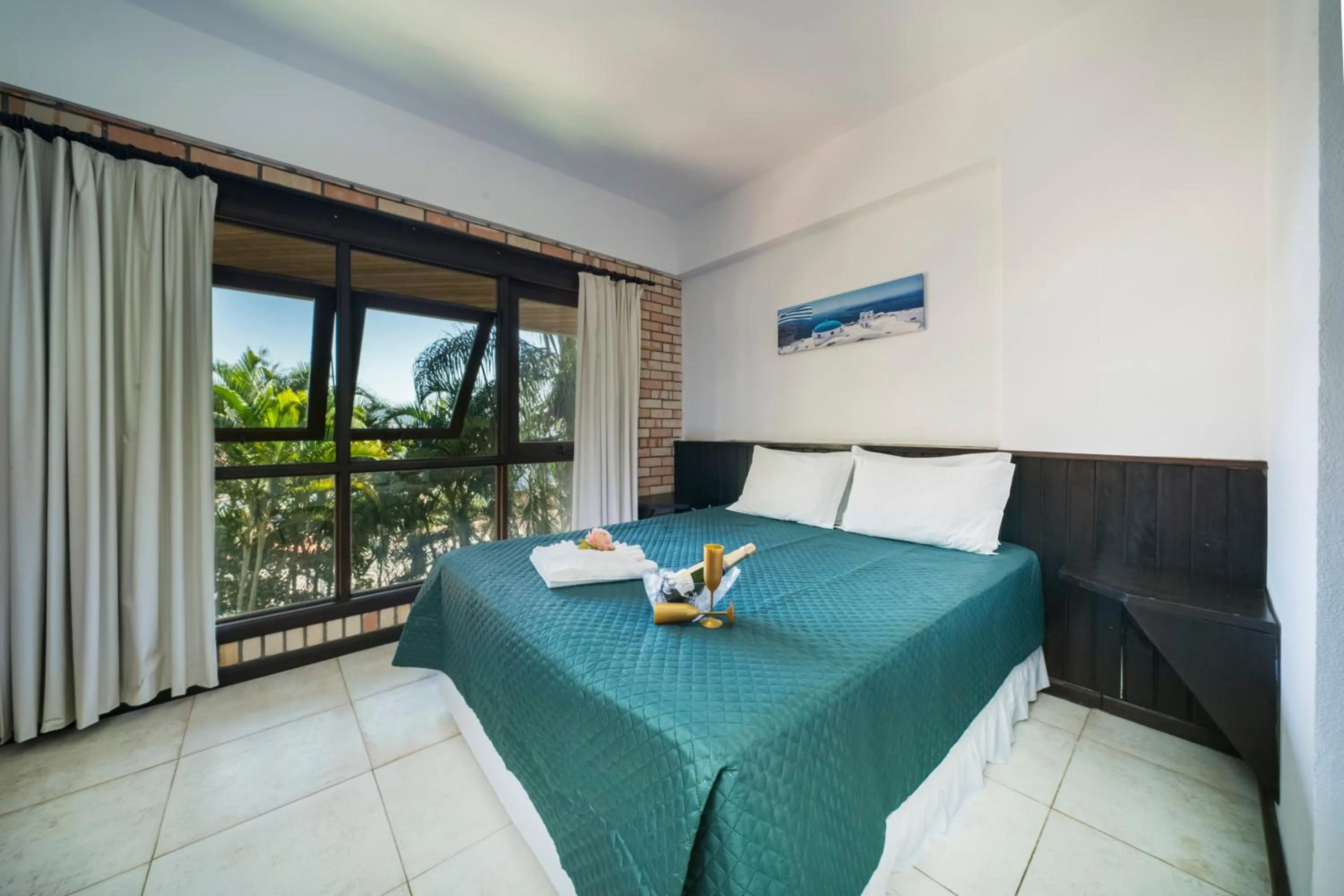 Bathroom, Bed in Pousada Albacora