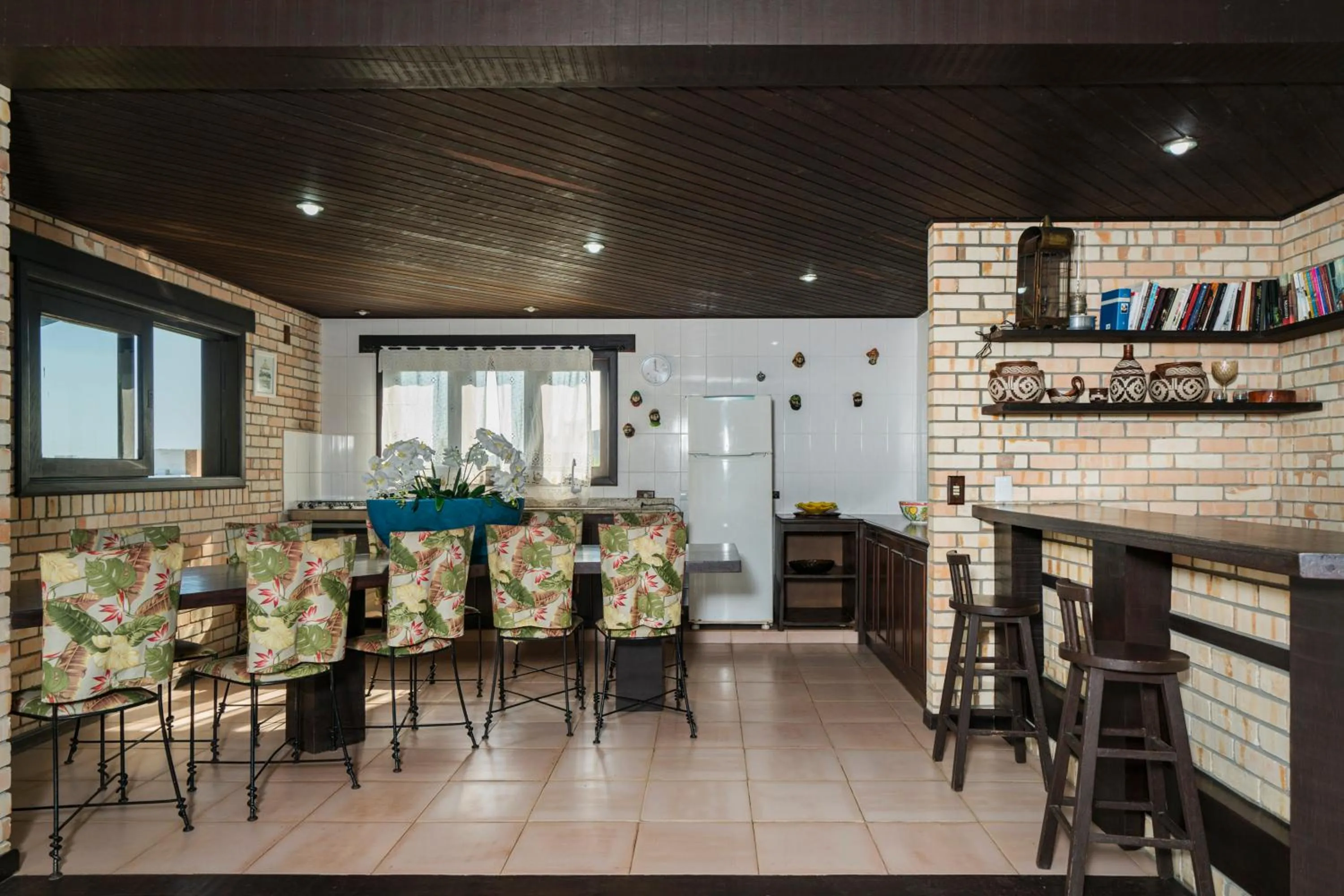 Restaurant/places to eat in Pousada Albacora