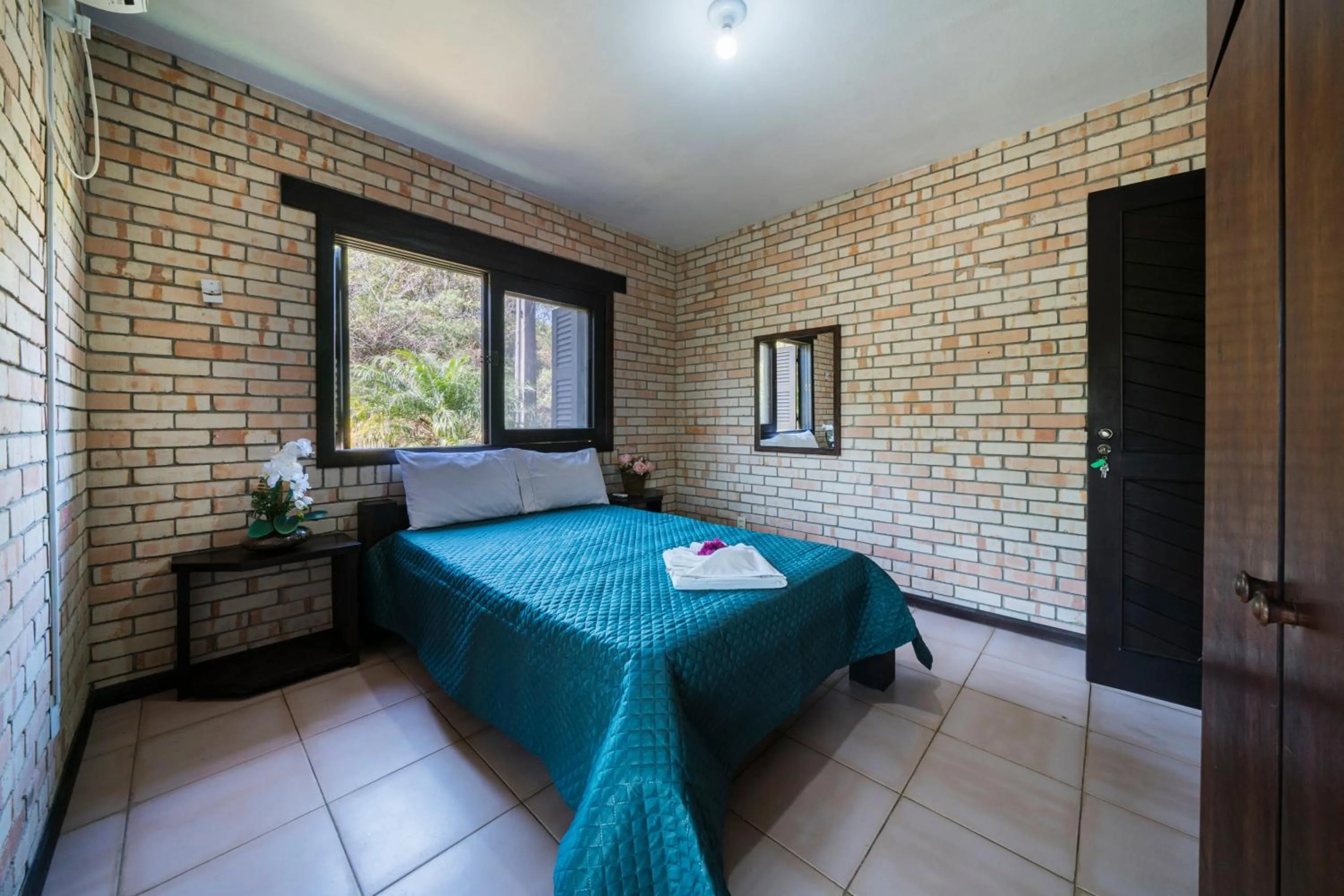 Balcony/Terrace, Bed in Pousada Albacora